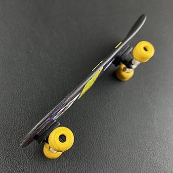 Amazon.co.jp: PRESENT TOYS 1/6 Time Travel Man スケートボード PT