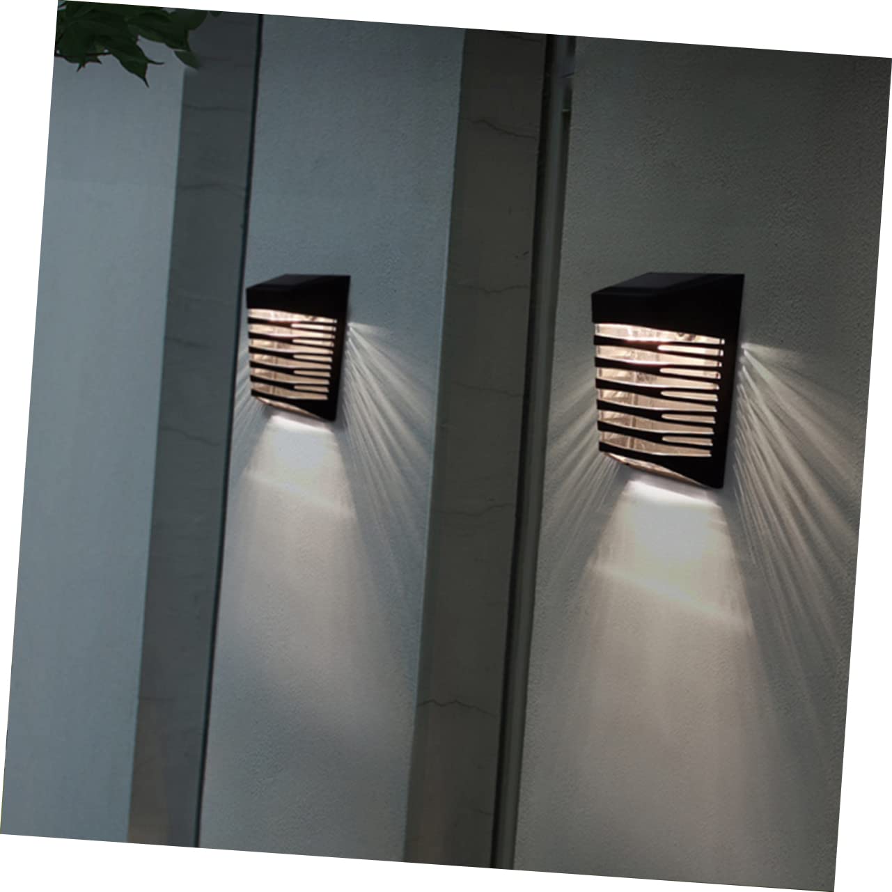 2szt Solarna lampa ścienna Zewnętrzne lampy ścienne Solarne lampy zewnętrzne Zewnętrzne lampy ogrodowe Zewnętrzne lampy zasilane energią słoneczną Solarna lampa ścienna Ogrodowa lampa ścienna Plastiko