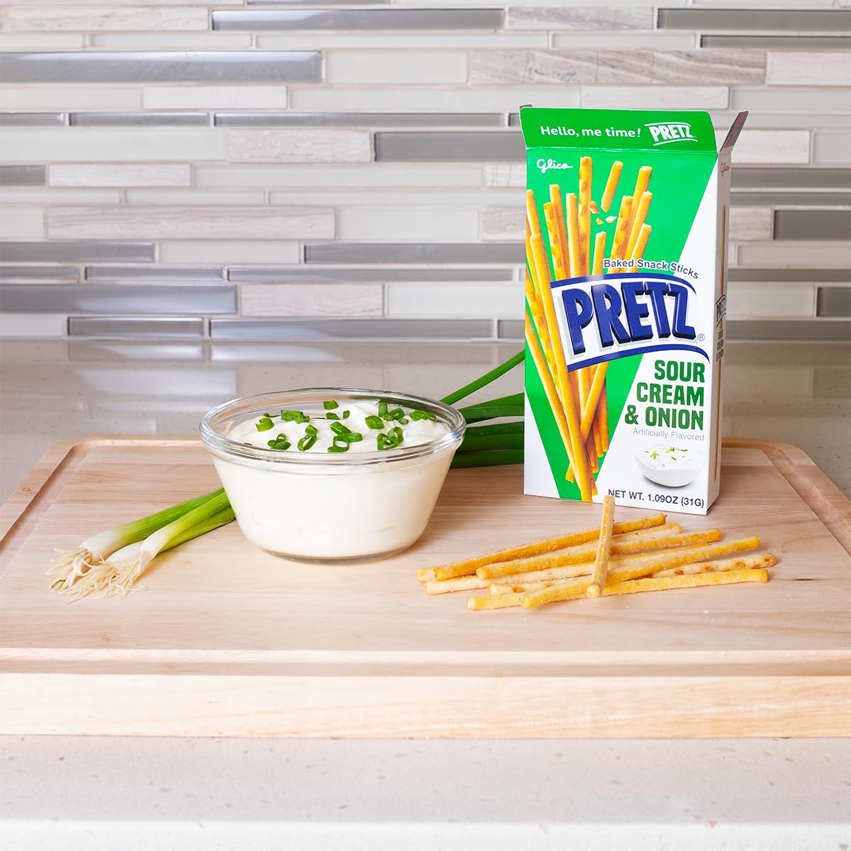 Amazon.com: Pretz Sour Cream & Onion Biscuit Sticks – Classic Sour