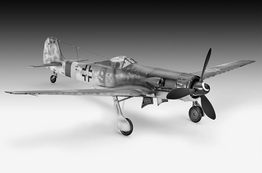 ウォッケウルフTa152H-1 WW.II ドイツ空軍 フォッケウルフ Ta152H-1 (プラモデル