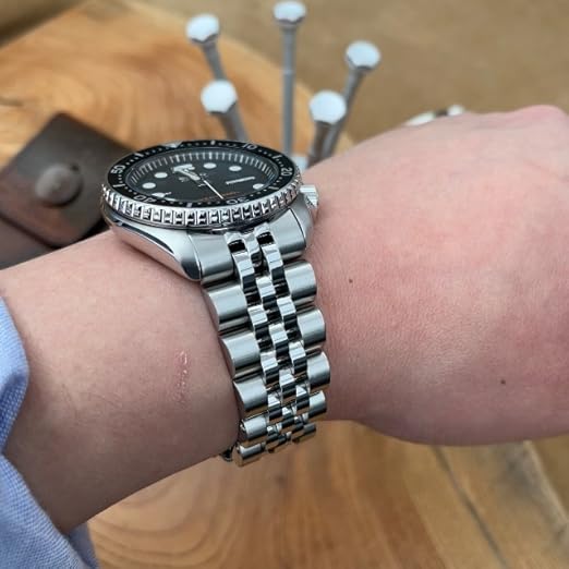 Amazon.com: MiLTAT 22mm Watch Band compatible with Seiko SKX007