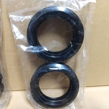 タミヤ　希少　RC 当時物2駆フロントタイヤ２本セット　小鹿 タミヤ 希少 RC 当時物2駆フロントタイヤ2本セット 小鹿 - メルカリ