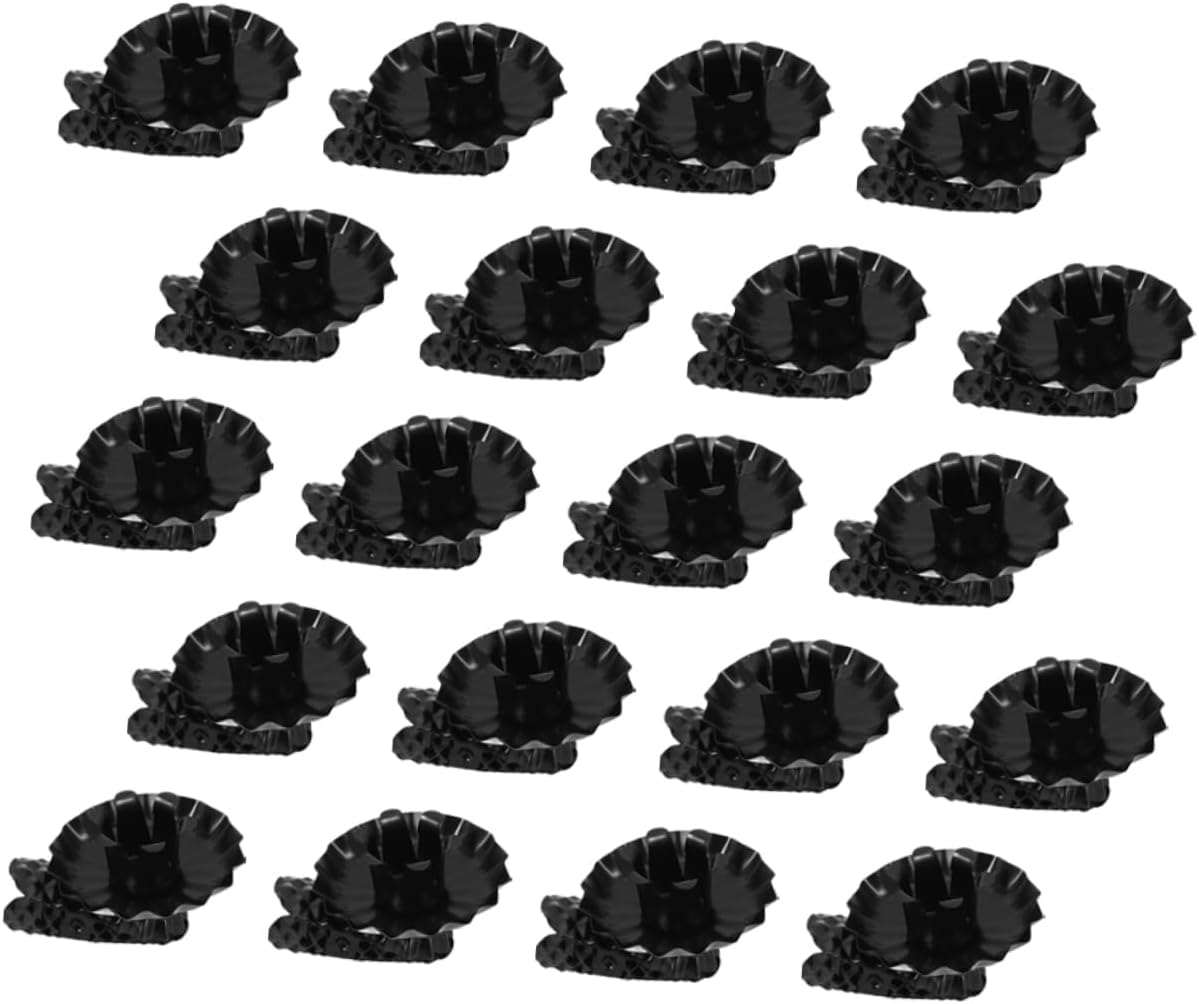 Zerodeko 80pcs Delicate Candle Holder Clips Metal Candle Clip Base for Christmas Party Decorations Reusable Holders to Protect Furniture from Dripping Wax