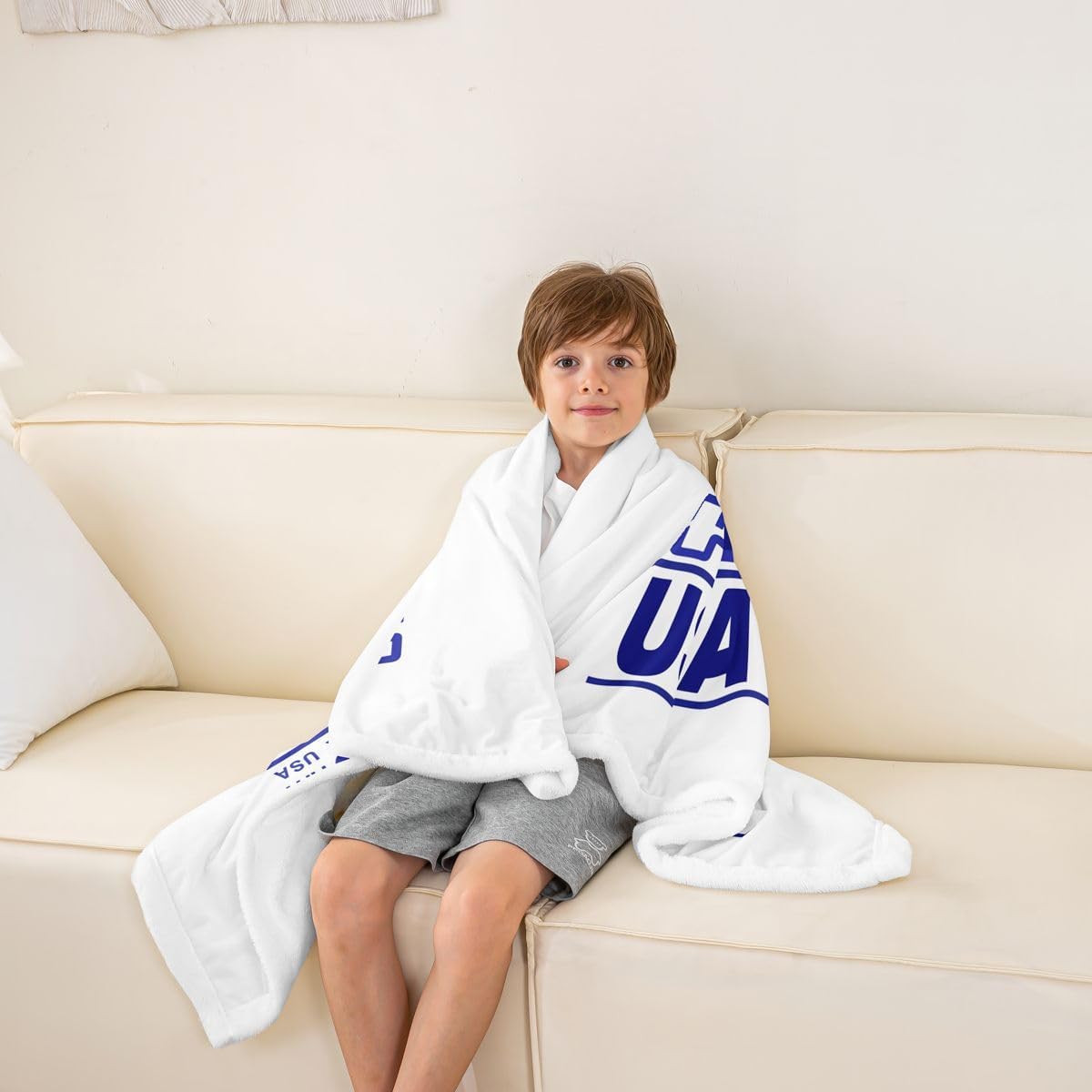 Feelyou Soccer Sherpa Blanket Plush Fuzzy Football Fan Fleece Throw Blanket Boys Girls Sports Games for Bed Couch Chair Living Room Football Print Bedroom Decor Gift for Kids Boys Girls Twin 60"x80" image 5