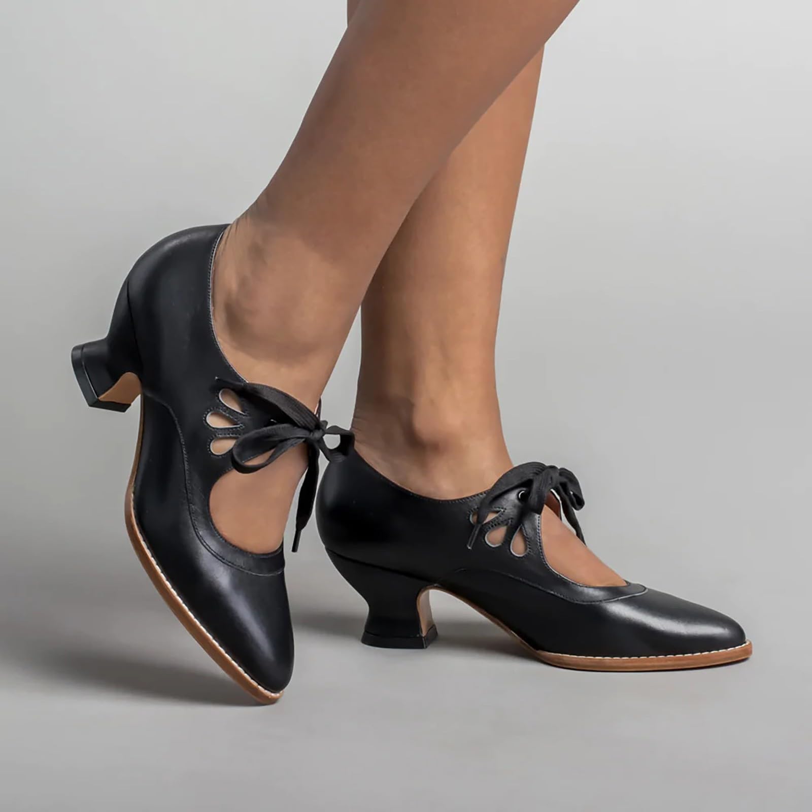 2026 Nuove scarpe stringate con tacco alto per donna taglie forti