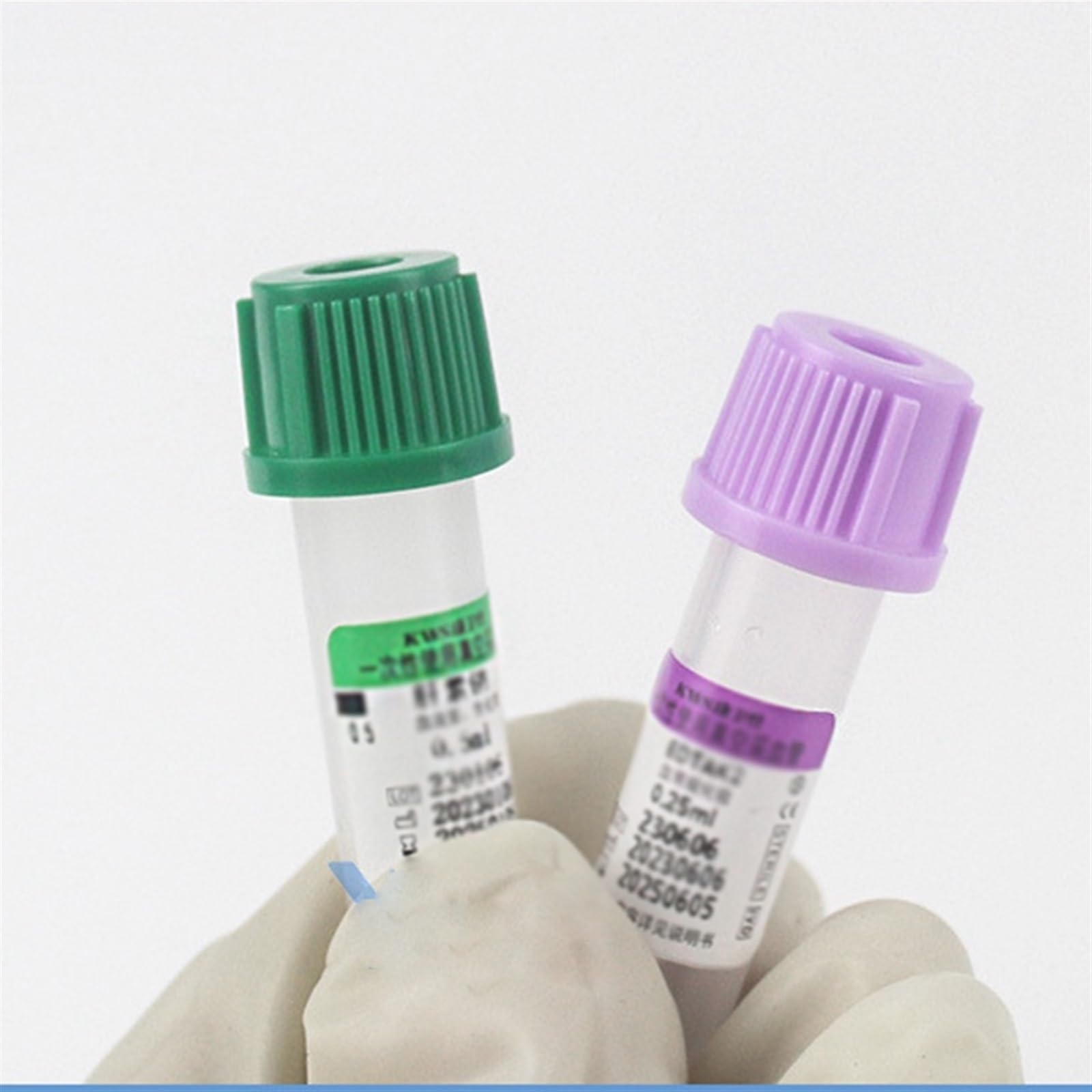 Vakuum-Blutentnahmeröhrchen für Veterinärlabore, 100 Stück 0,5 ml Vakuum-Blutentnahmeröhrchen, EDTA-Blutröhrchen aus Kunststoff, Laborröhrchen, Mikrovolumen-Peripherie-Blutentnahmeröhrchen für Tierkli