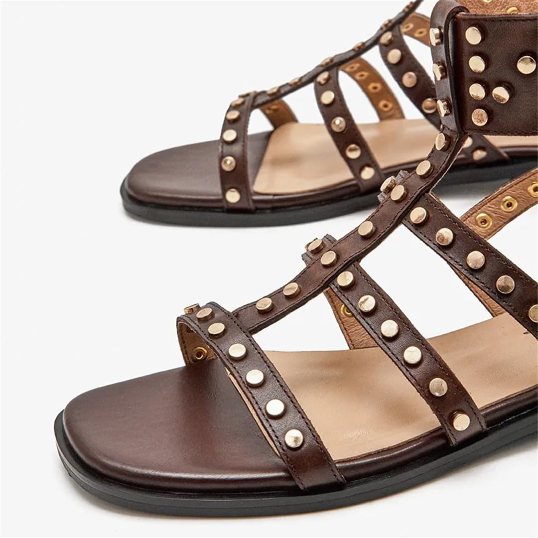Sandalias de gladiador con correa de hebilla y correa al tobillo para mujer, tacón cuadrado, lado abierto, estilo gladiador, piel de vaca, detalle de remaches, estilo romano casual