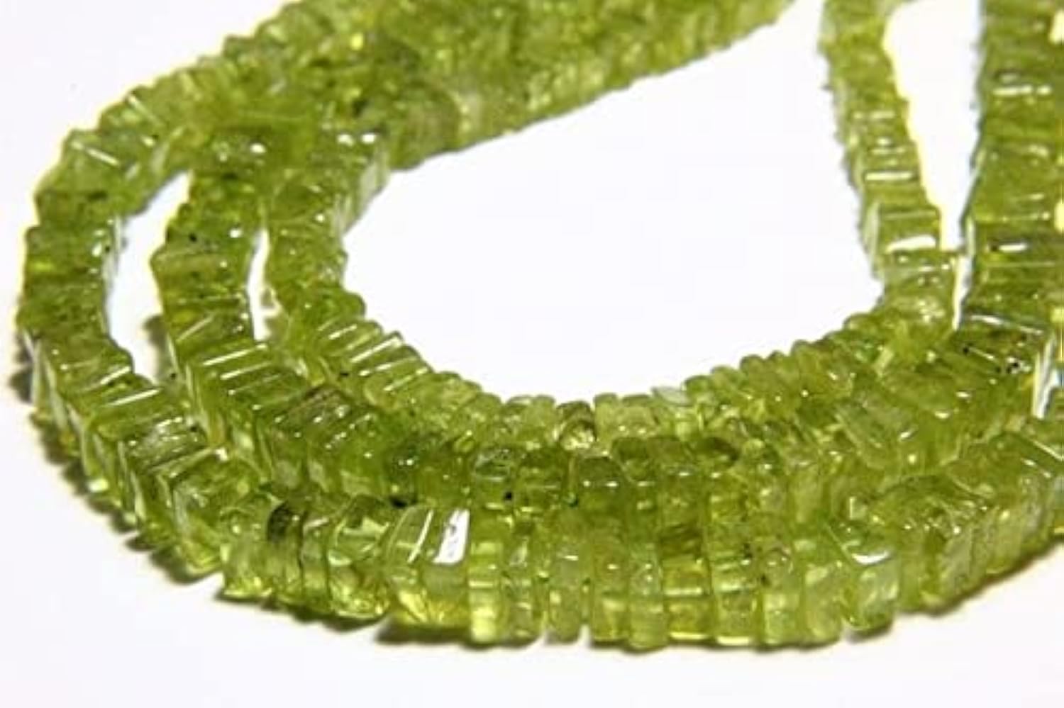 Perles péridot heishi 4mm pierre naturelle carrée fil perle verte création