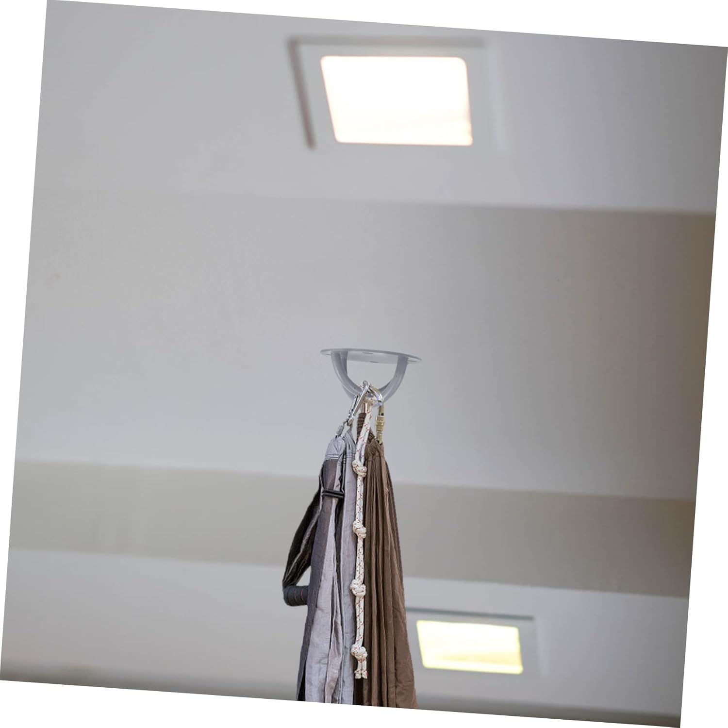 BESPORTBLE 2 Sets Hooks Sturdy Iron Fixed Plate Easy Install Chair Hanger for Indoor/Outdoor Use