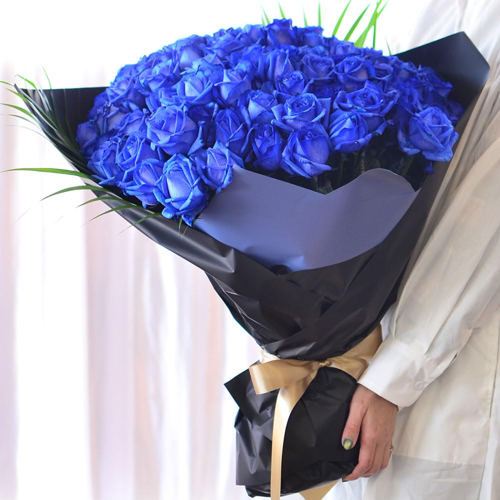 Amazon.co.jp: 【花工房エーデルワイス】青いバラ108本の花束 ブルー