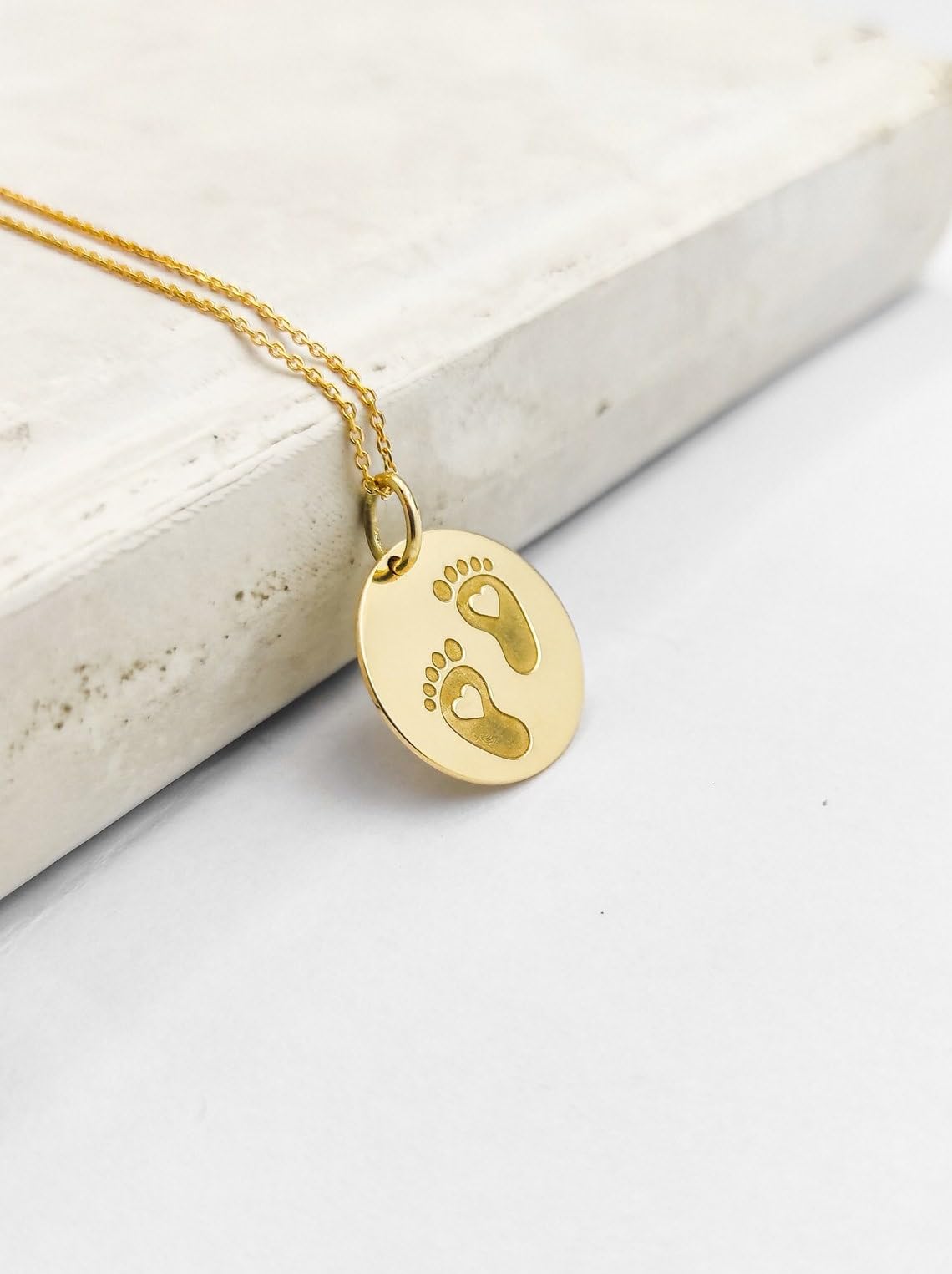 Collar de plata de ley 925 de 28 mm | Cadena de 45 cm | Pies de bebé | Colgante de pie de bebé recién nacido | Baby shower | Joyería con monedas para pie de bebé | Joyería con baño de oro | 00615