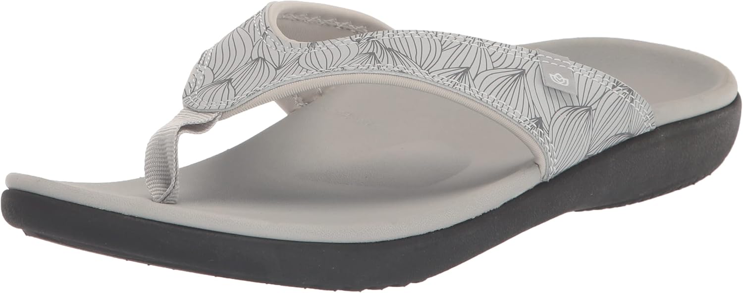 Spenco Women's Yumi Wave Flip-Flop, Grey, 8 Wide