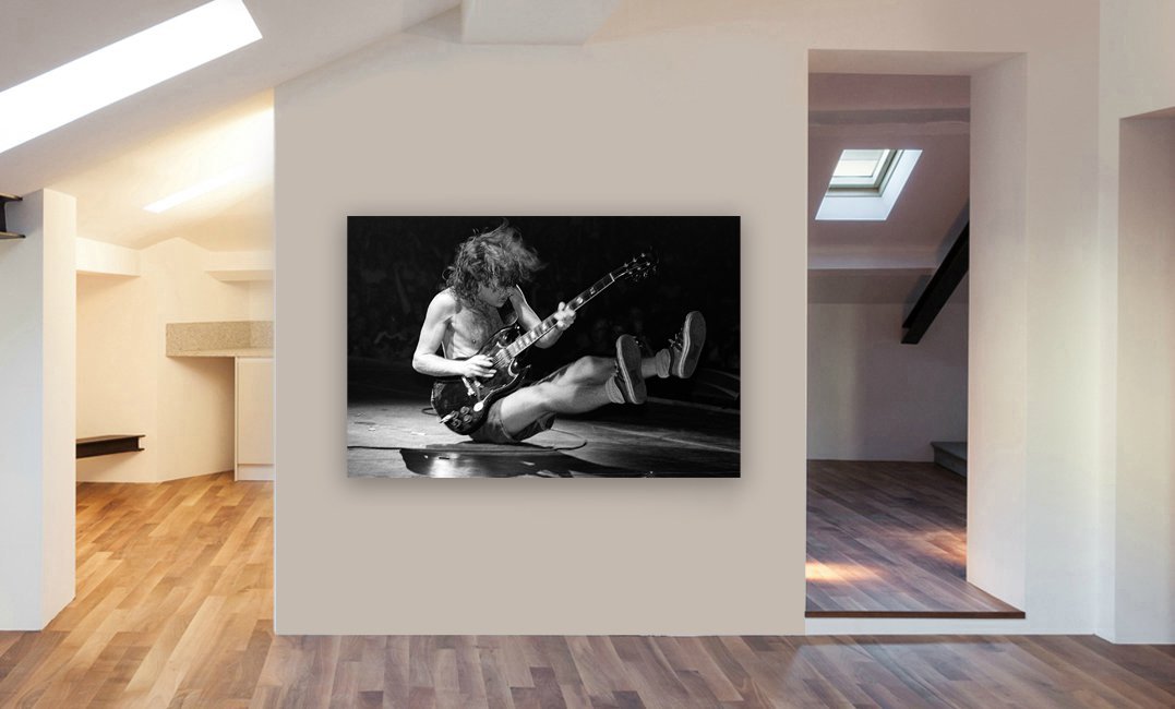 FAB ACDC Angus Young – Kunstdruck auf Leinwand, verschiedene Größen (A2, 61 x 40,6 cm)
