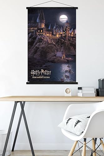 Vista 12 de Trends International Harry Potter y la piedra del brujo - Póster de pared de Hogwarts por la noche, 22.37 x 34.00 pulgadas, paquete de impresión