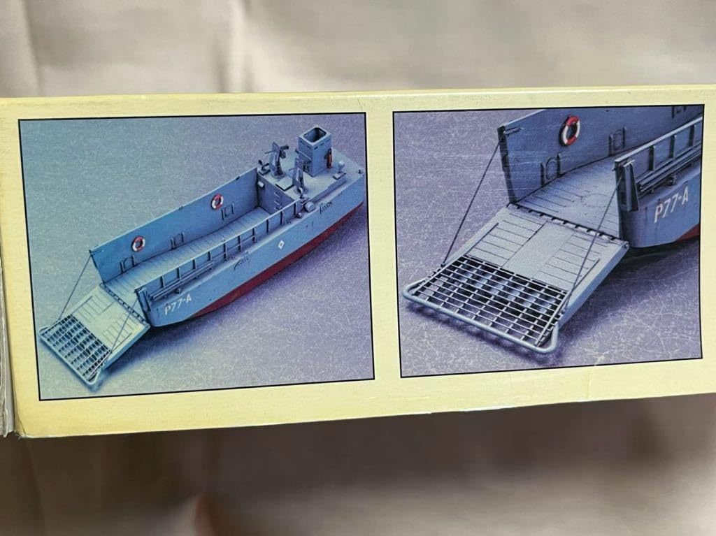 ホビーボス製 1/48 WW2 LCM3USN Amazon.com: Hobby Boss US Navy LCM 3