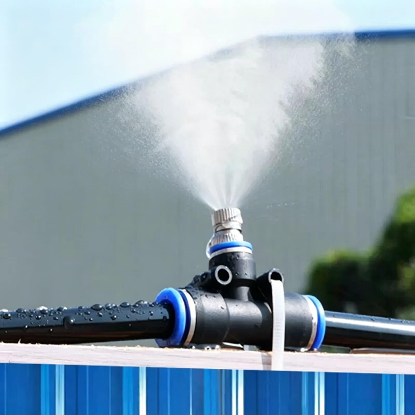 Irrigazione a Goccia Kit di Raffreddamento a Nebulizzazione per Allevamenti, Impianto di Irrigazione a Goccia Nebulizzante, Kit di Irrigatori a Nebulizzazione per Recinzioni. | 33ft/10m