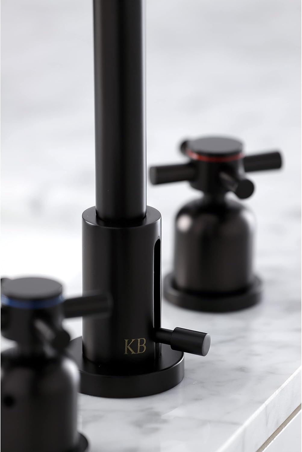 Kingston Brass FSC8925DX Concord Widespread Bathroom Faucet, Oil Rubbed Bronze, 10 x 5.38 x 10.06
