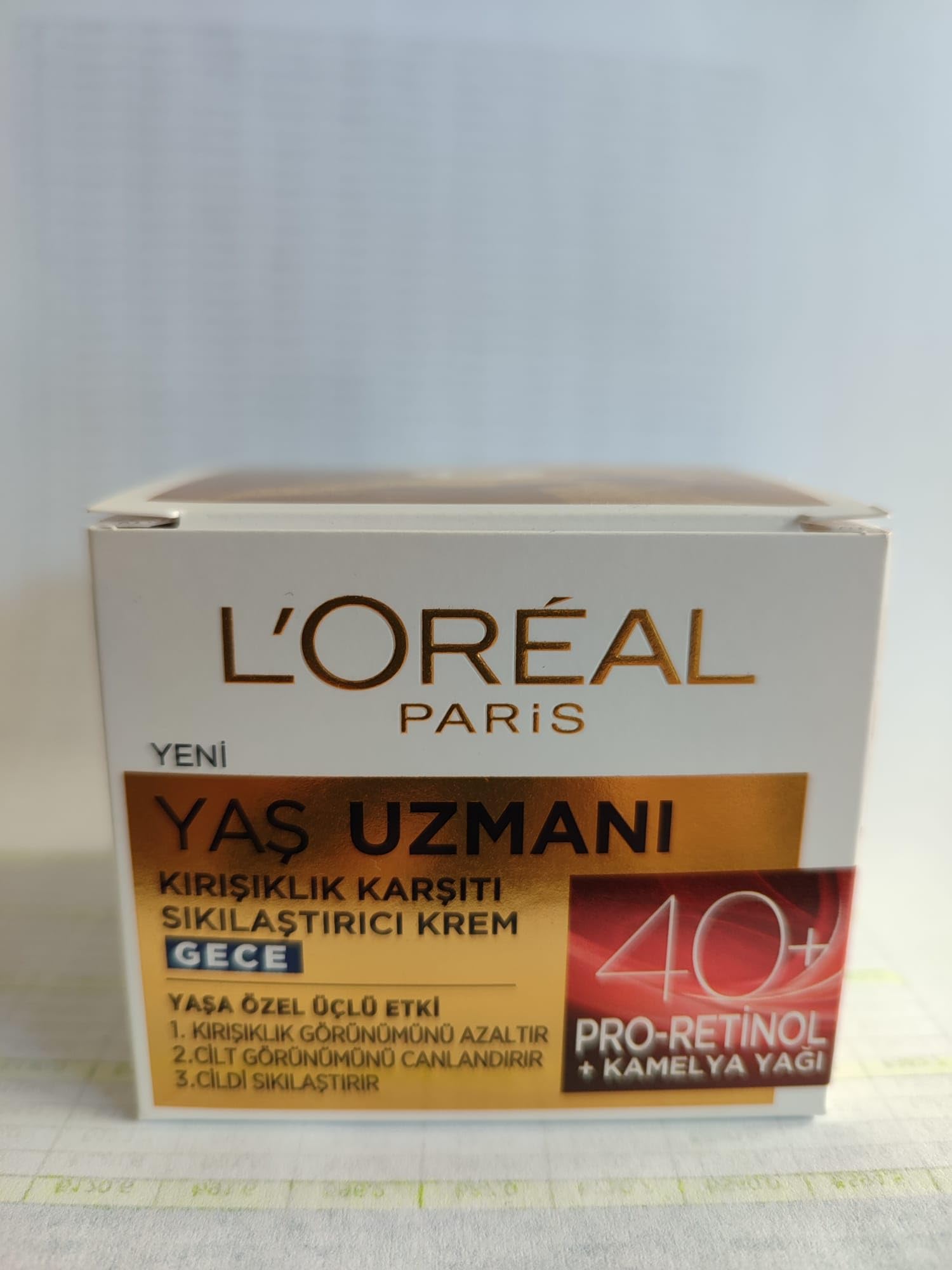 L'Oreal Paris Yaş Uzmanı 45+ Kırışıklık Karşıtı Sıkılaştırıcı Gece Kremi