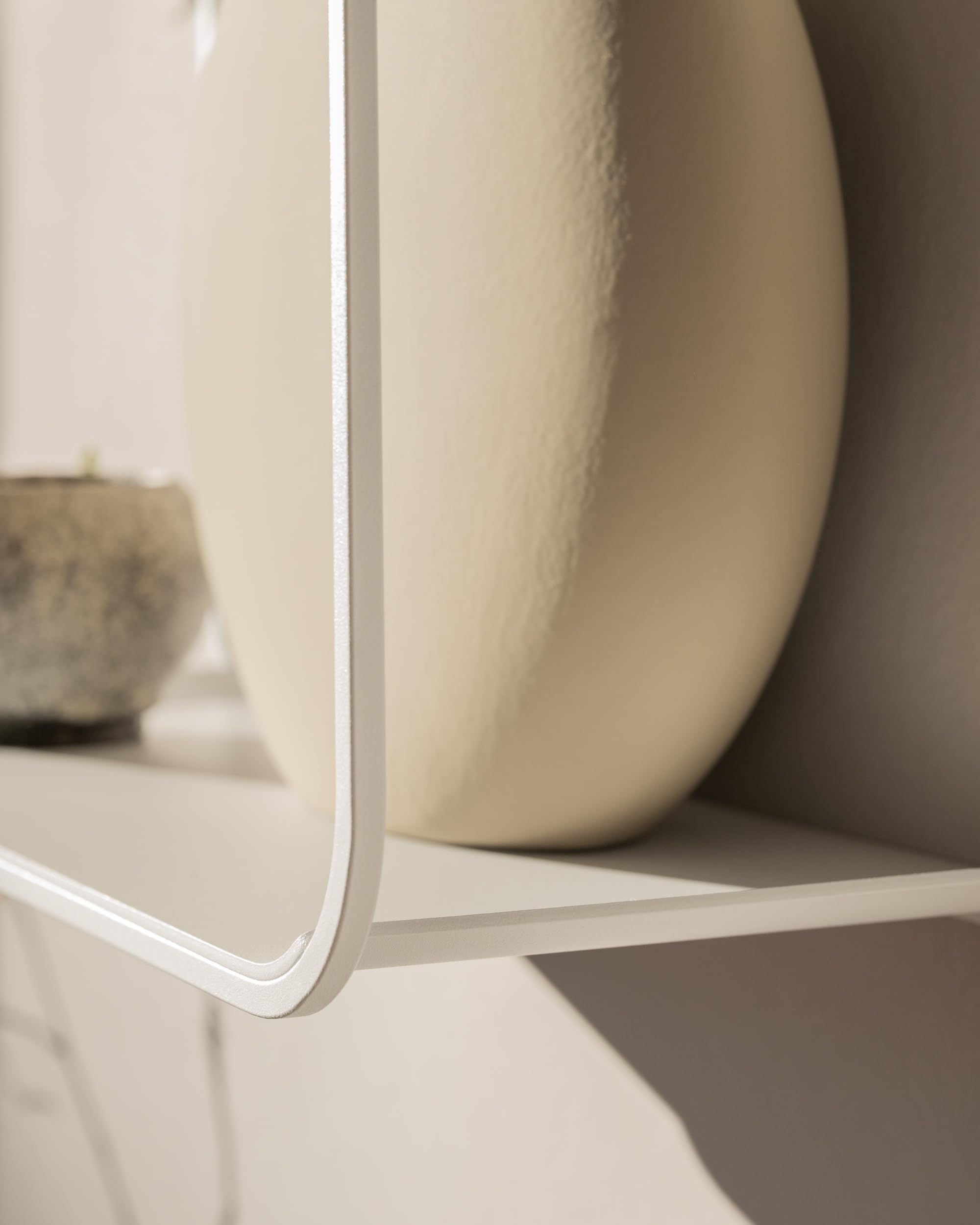 Kazai. Set Étagère Murale 'Noora' | Lot de 3 Étagères Murales Flottantes en Métal Design | Déco Murale et Rangement pour Salon, Toilettes, Cuisine, Chambre et Plus | Blanc