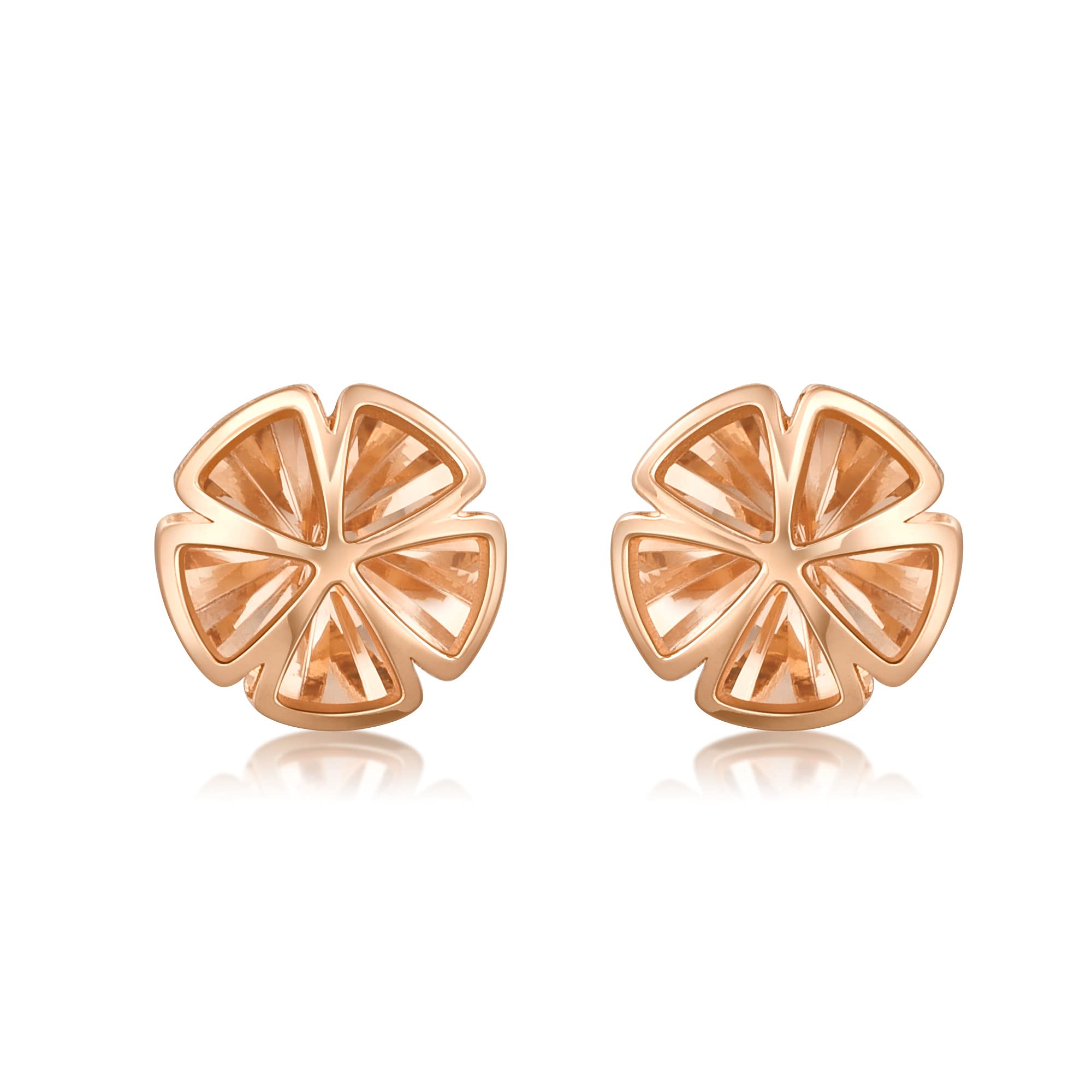 CHOW SANG SANG Delicate Gold 18K Rose Gold MINTY Collection Blooming Pierced Flower Stud Earrings for Women 92796E