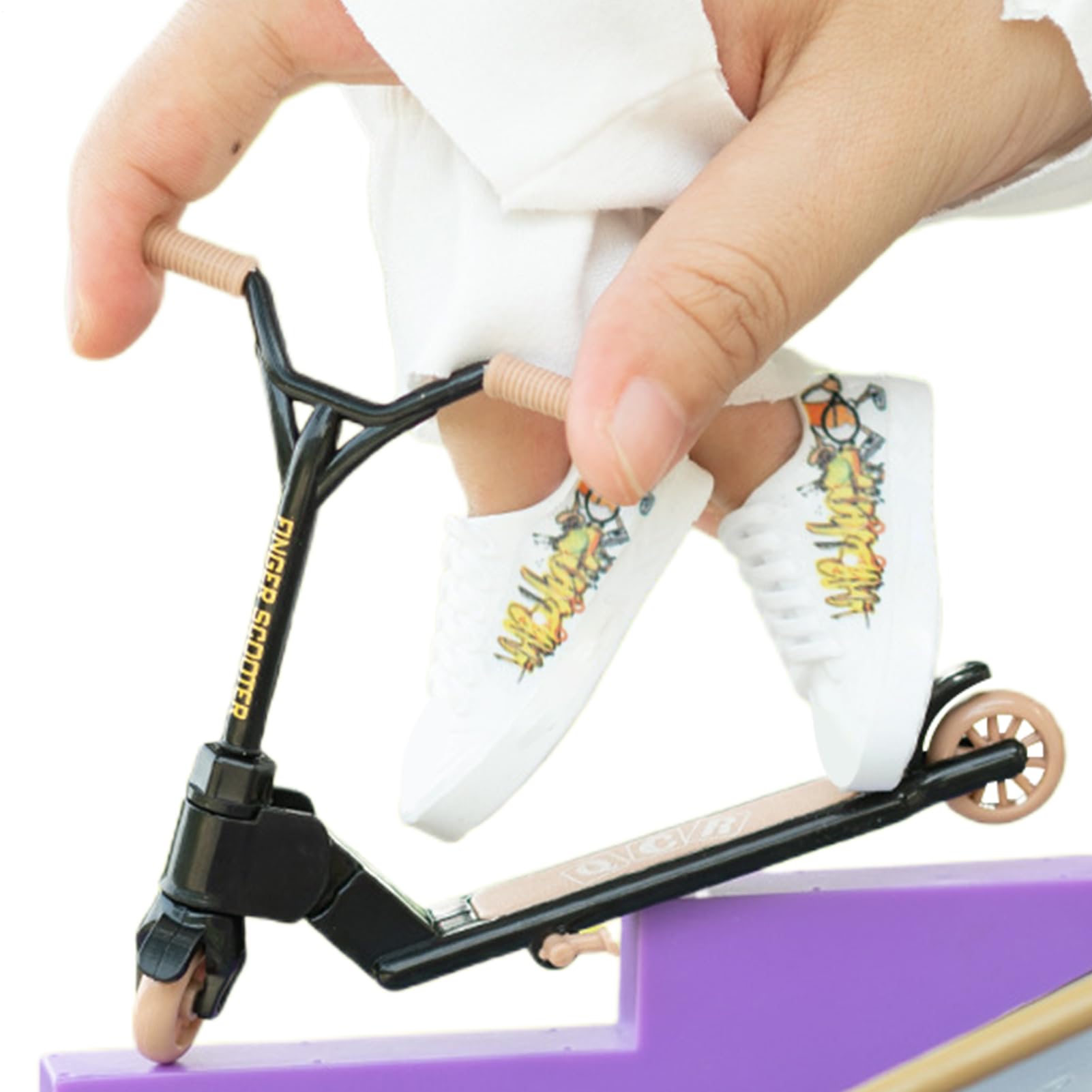 Mini Patinetas Para Dedos Con Accesorios – Set De Fingerboard Con Ropa Y Zapatitos, Ideal Para Regalar Y Jugar En Familia