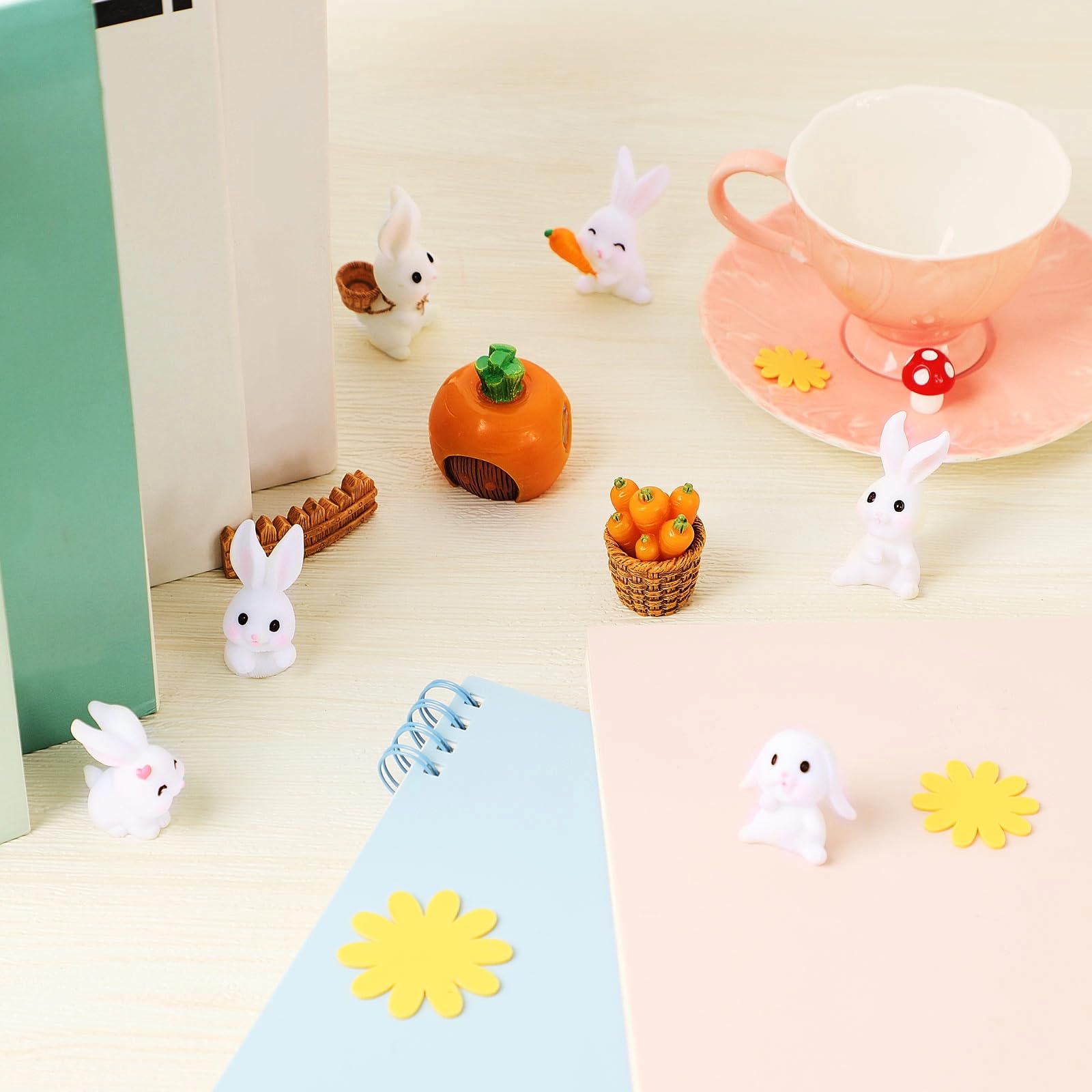 ＊デコパージュ＊うさぎ雑貨*おかずカップ収納タワー**うさぎとスイーツ柄 デコパージュ＊うさぎ雑貨*おかずカップ収納タワー**うさぎと