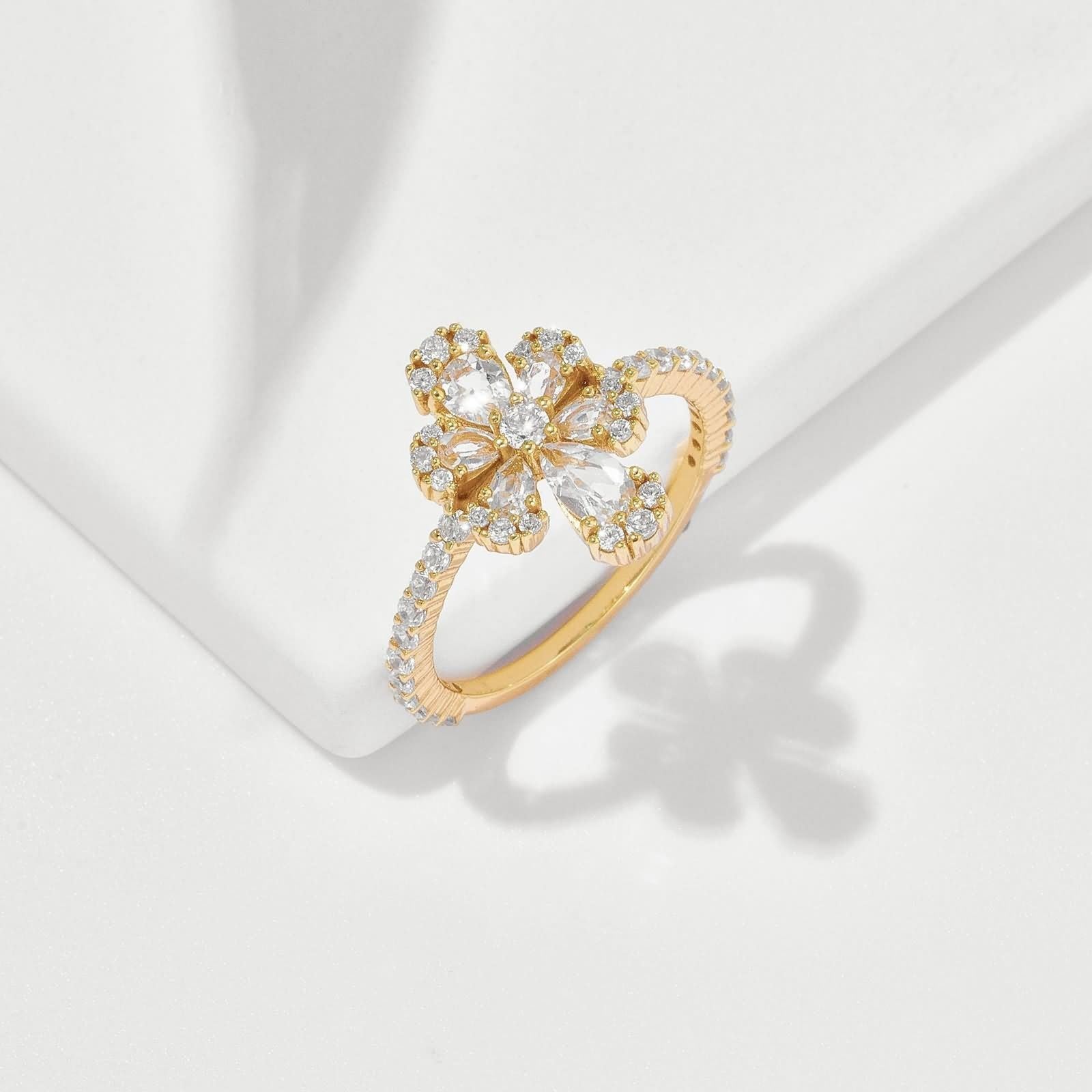 Anillo de boda Au 375/585/750 oro amarillo con gotas de topacio, forma de flor