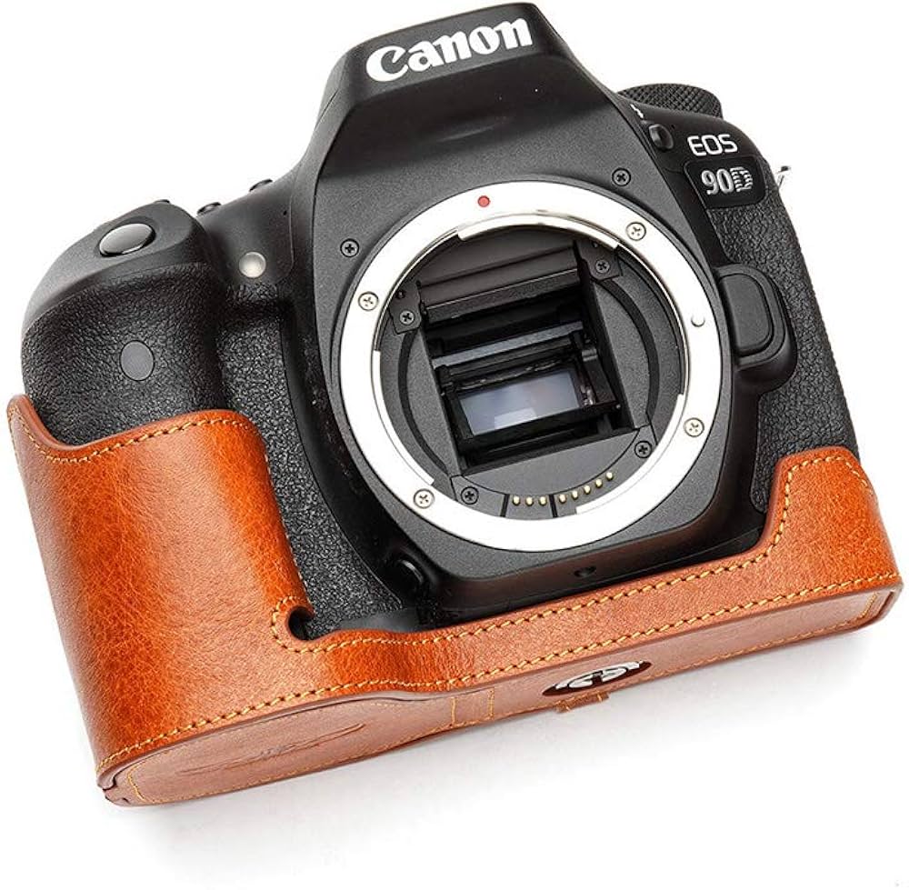 Canon EOS 90D 専用 オープナブルタイプ 本革 ボディケース 底面開閉 (電池, SDカード交換可) (ブラウン)