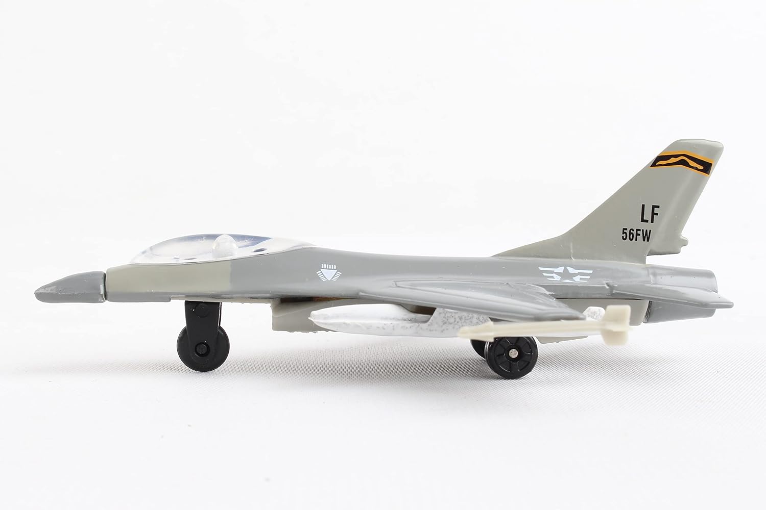 Daron Worldwide Trading Runway24 F-16 Military Vehicle