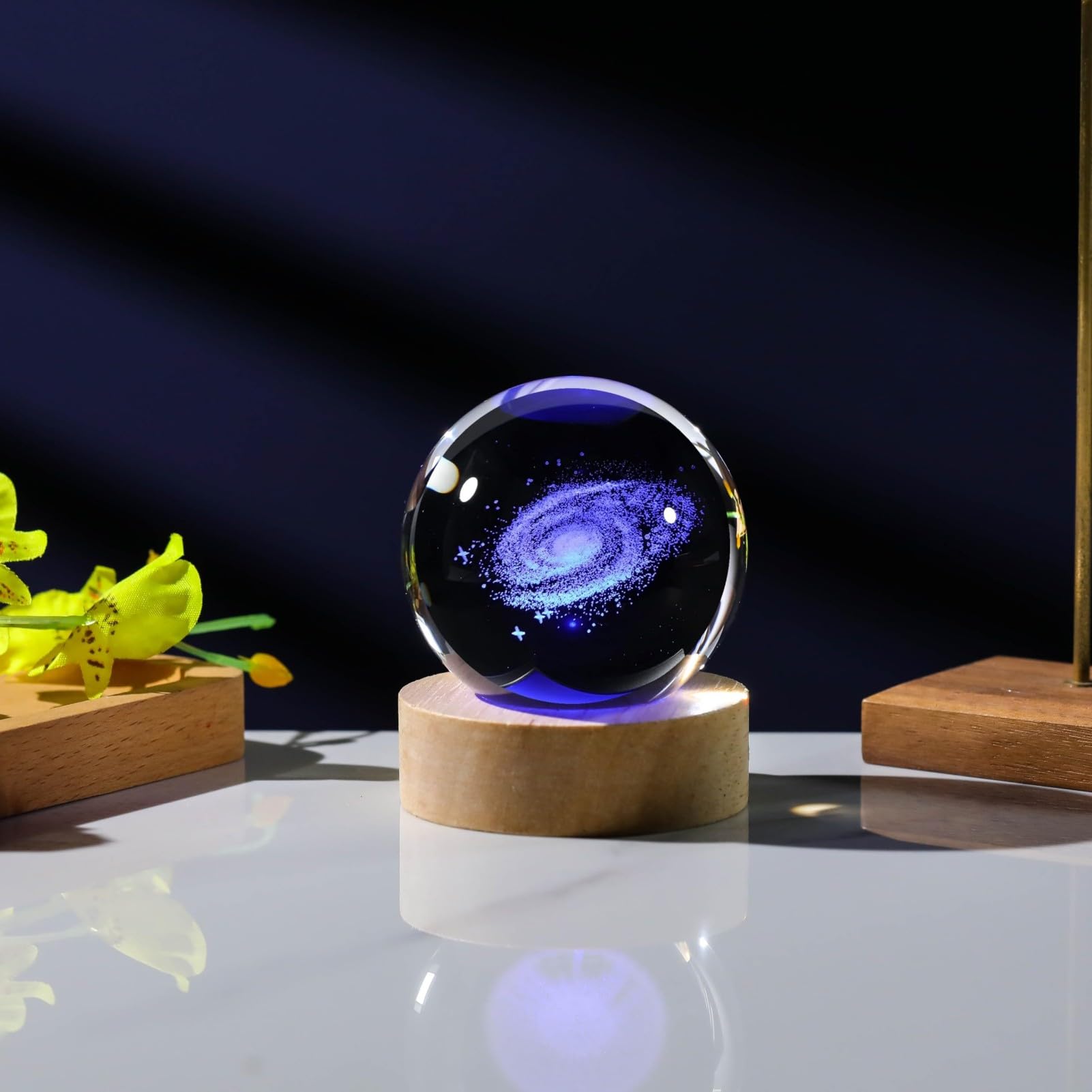 Amazon.co.jp: 【正規品】星座×太陽系 3D水晶球ナイトライト LED6色