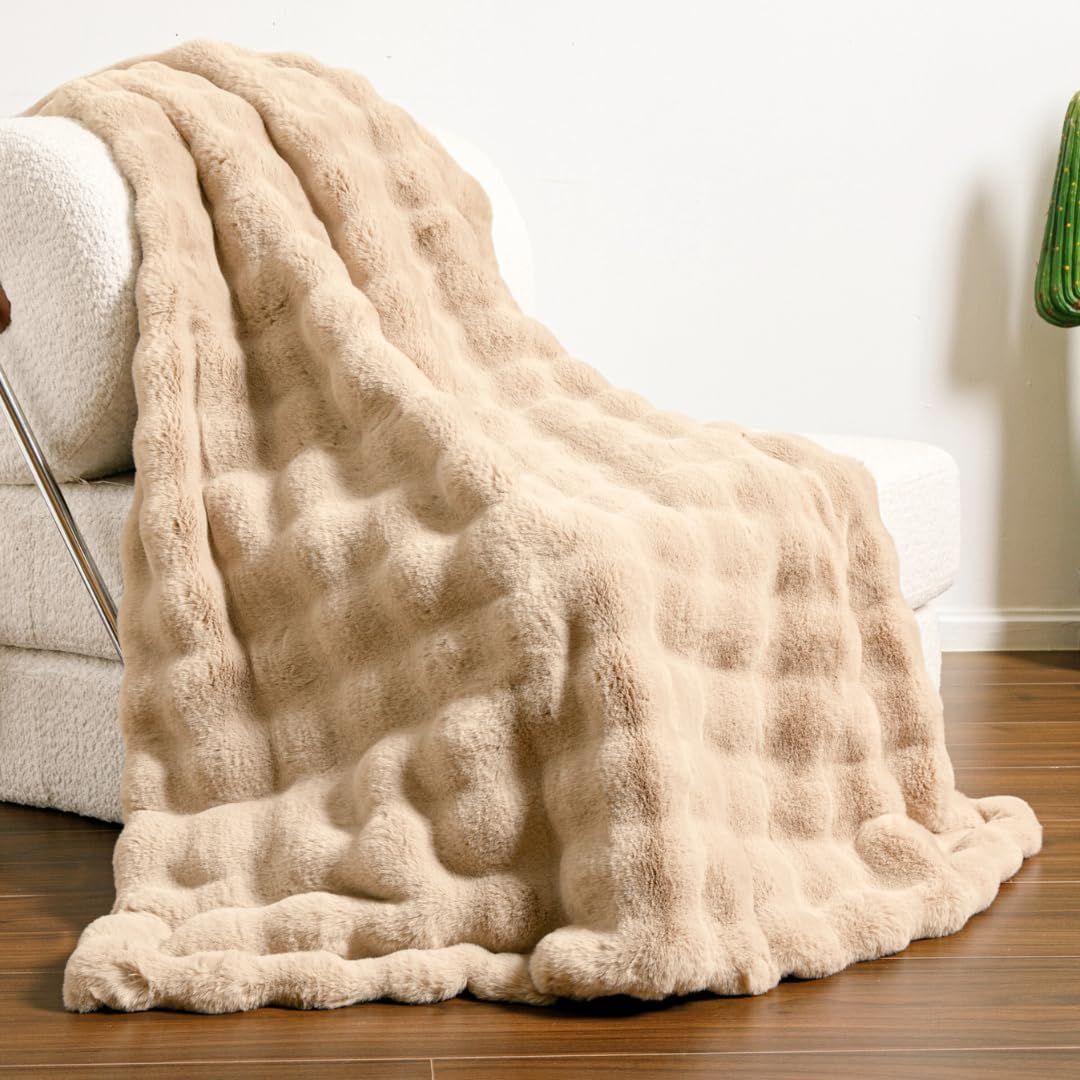 The Malibu Blanket – Faux Fur Bubble Blanket 50″x60″ Shoreline Beige – Luxuriously Soft Cozy Warm Gift for Women, Plush Silky Fuzzy Weighted Reversible Design Home Decor