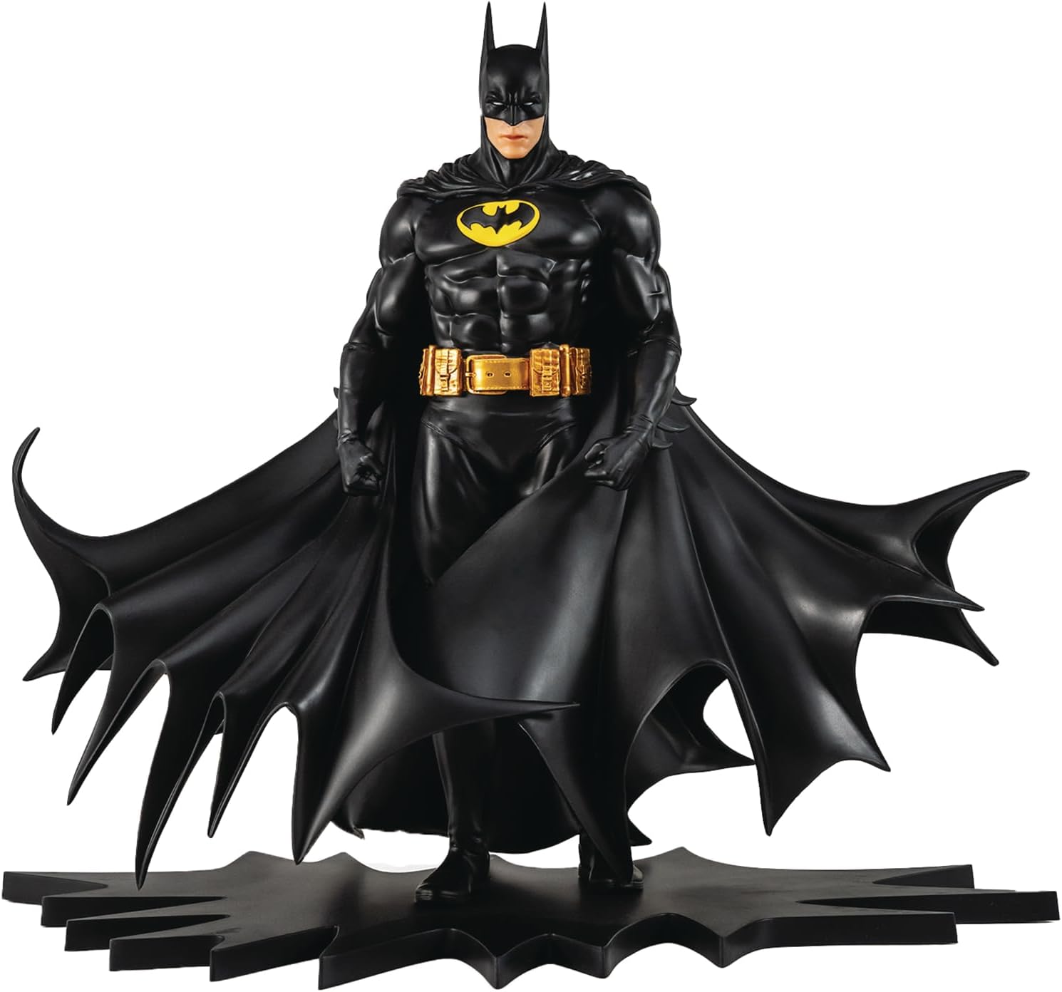 DC Heroes: Superman (classic version) previews exclusive statue at scale 1:8
