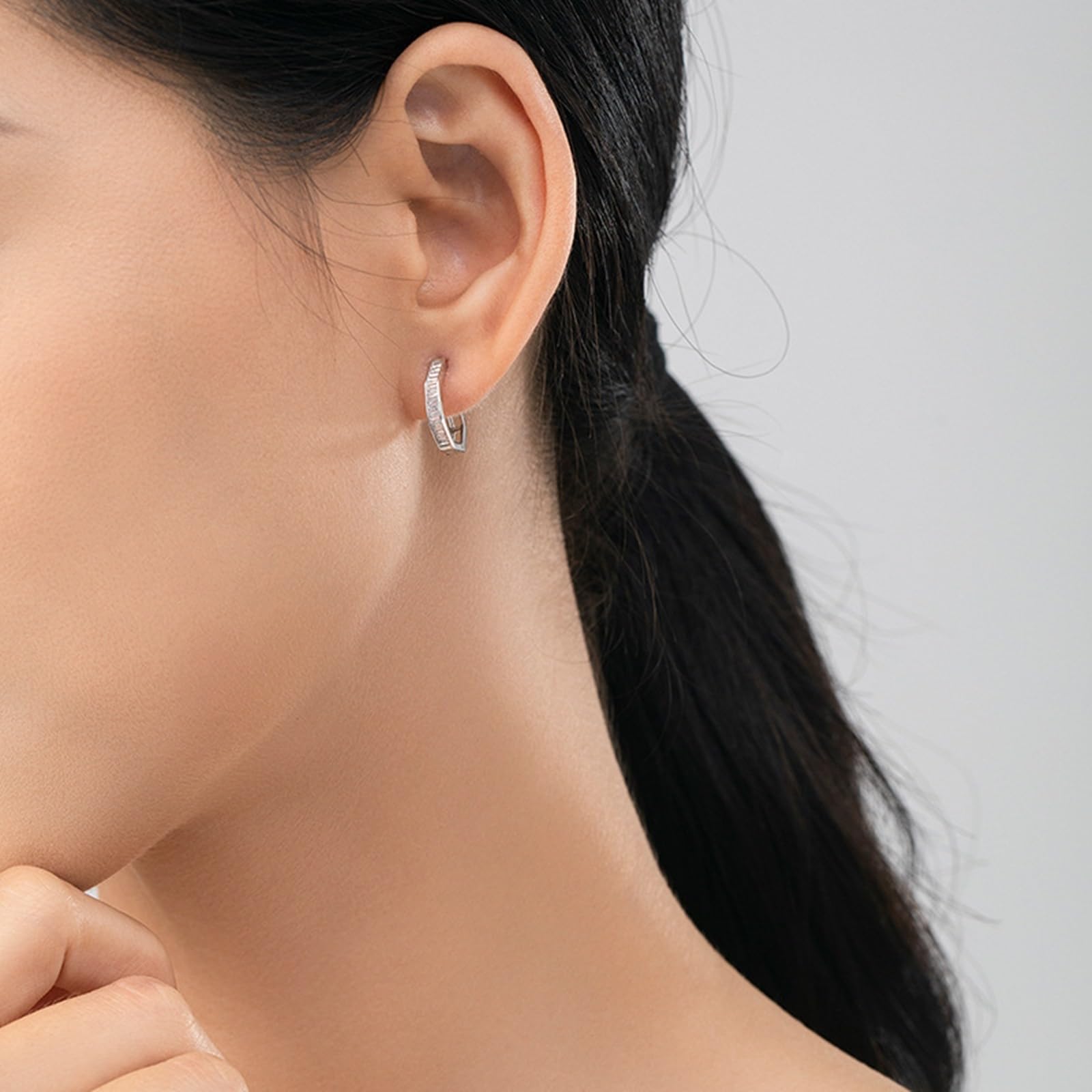 Wycian Orecchini da donna con pietra preziosa, moissanite, orecchini da donna geometrici, in oro bianco