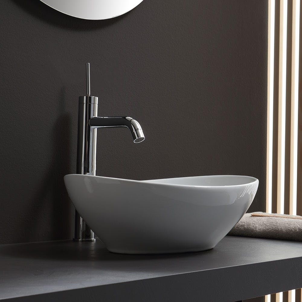 Kiamami Valentina - Lavabo In Appoggio Ovale In Ceramica Per Rubinetto A Muro