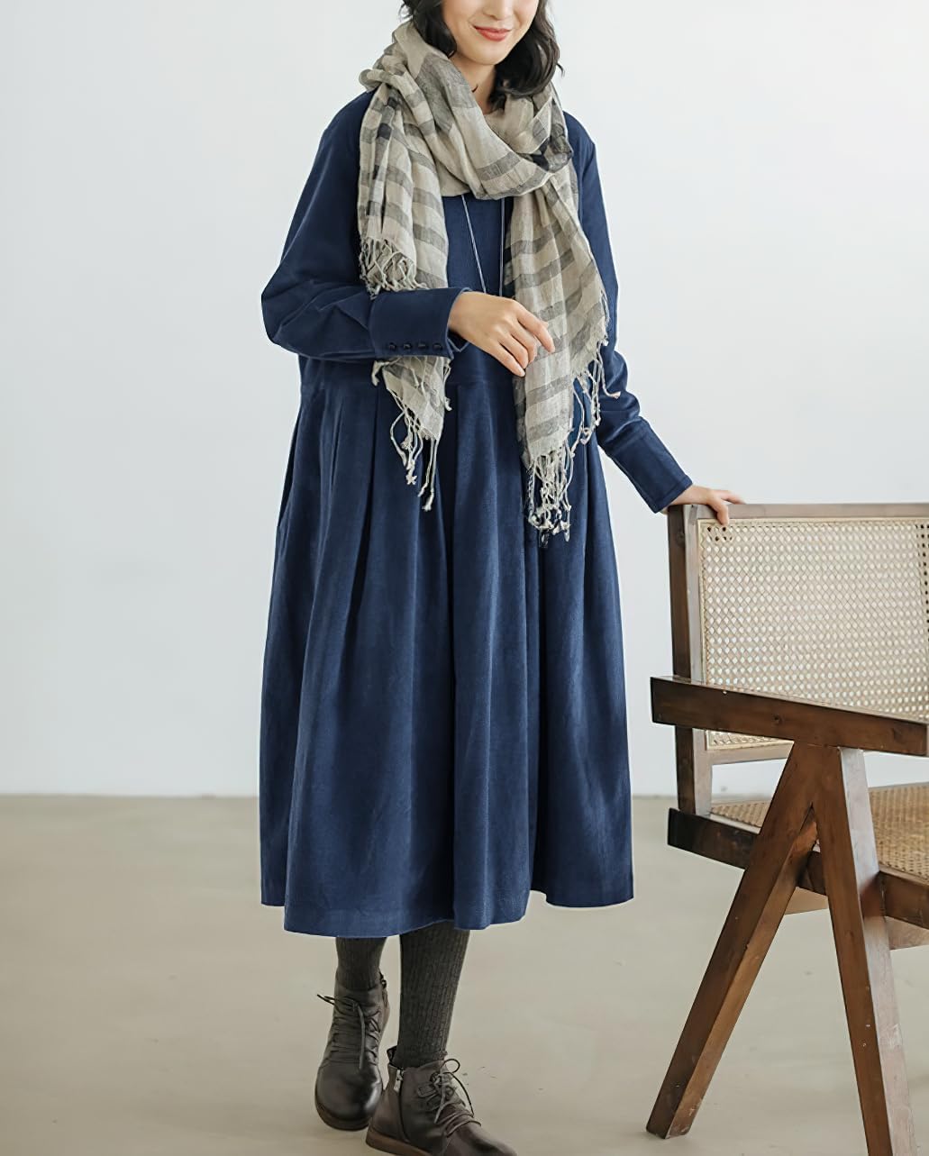 chouyatou Women's Fall Babydoll Corduroy Dress Long Sleeve Pleated Pullover Midi Dresses with Pockets - Image 5