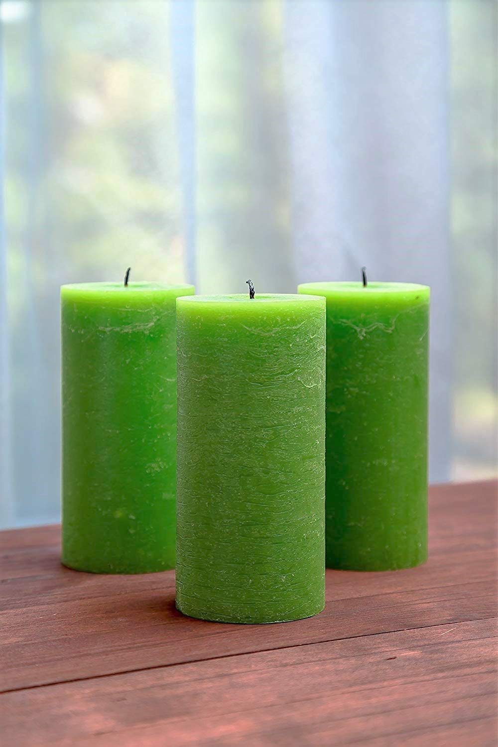 Melt Candle Company Lot de 3 Verde 7,5 x 15 cm bougies piliers Non parfuméespour mariages, Restaurants, décoration de Maison, Spa, église, mèche en Coton Qui ne Fume PAS