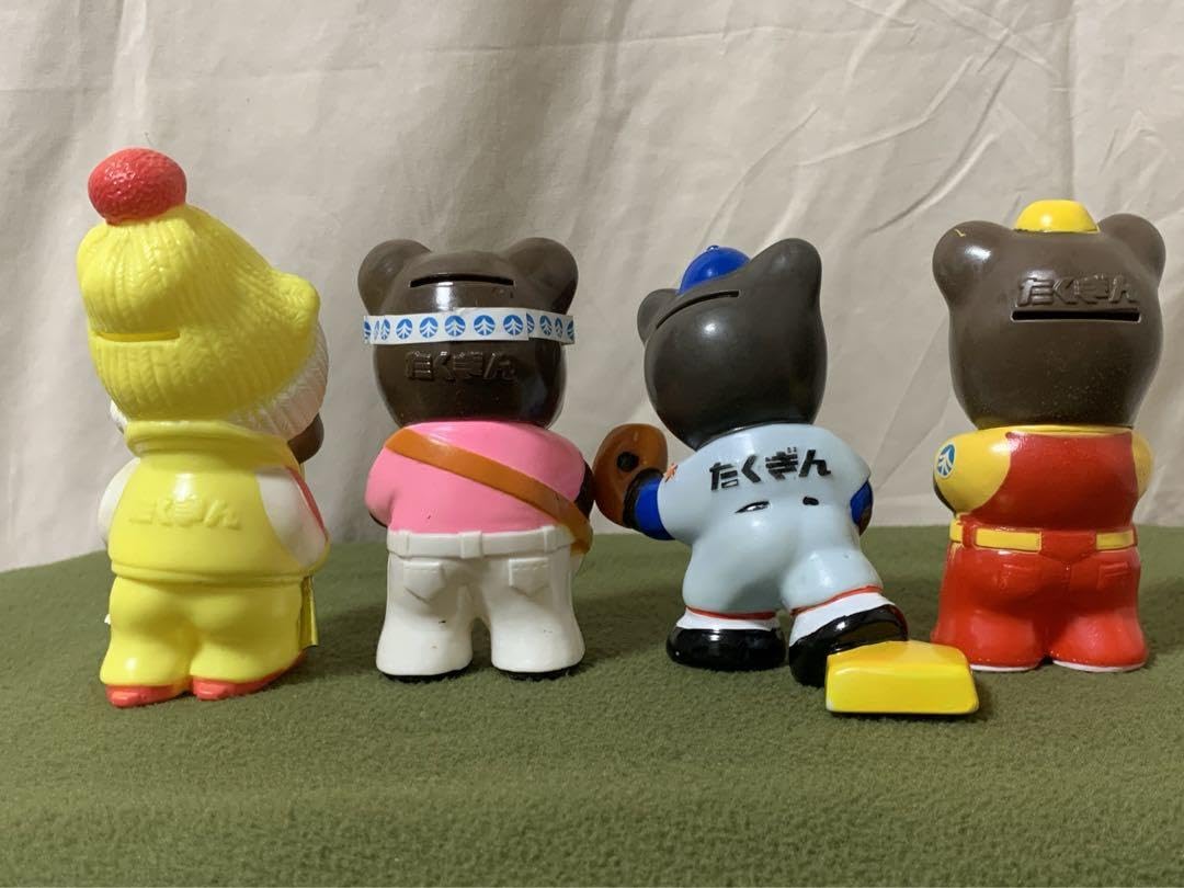 Amazon.co.jp: レトロ たくぎん ソフビ人形 貯金箱 たくちゃん 4体