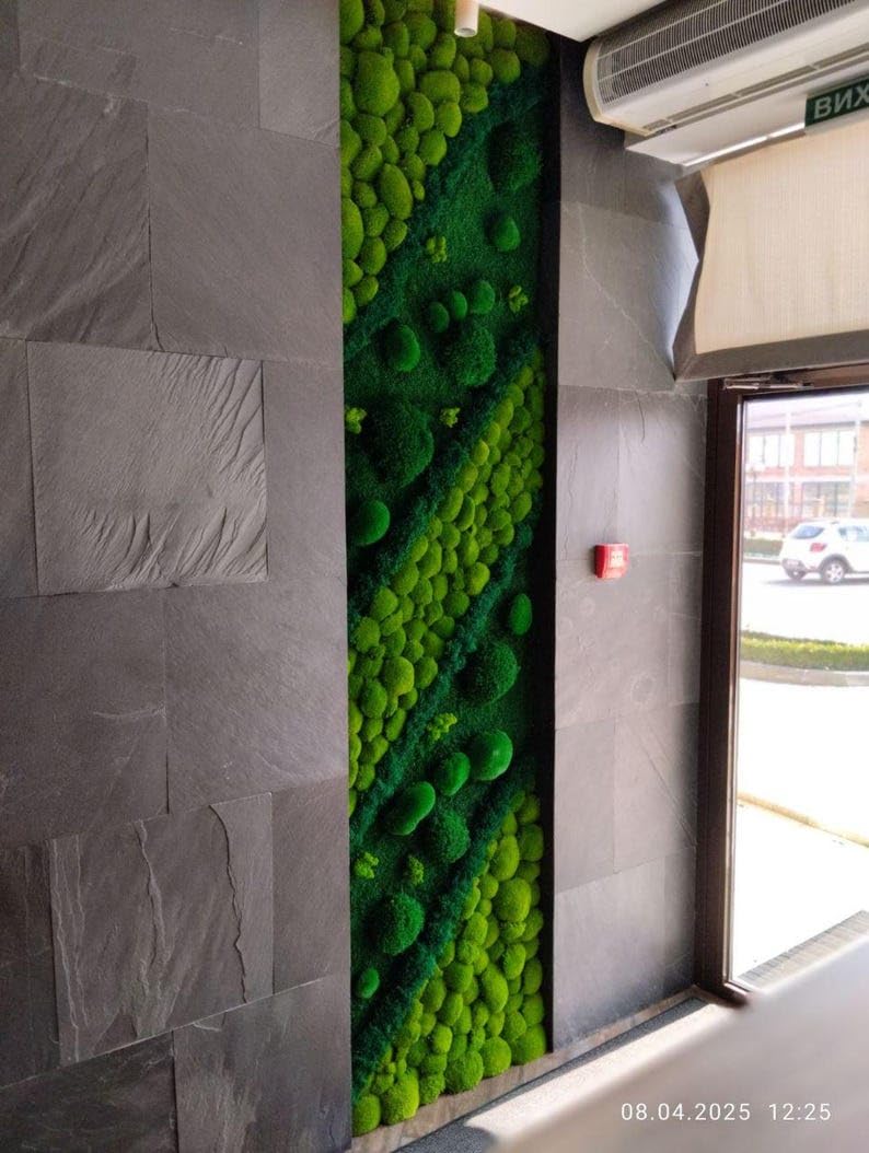 Large Moss Art
