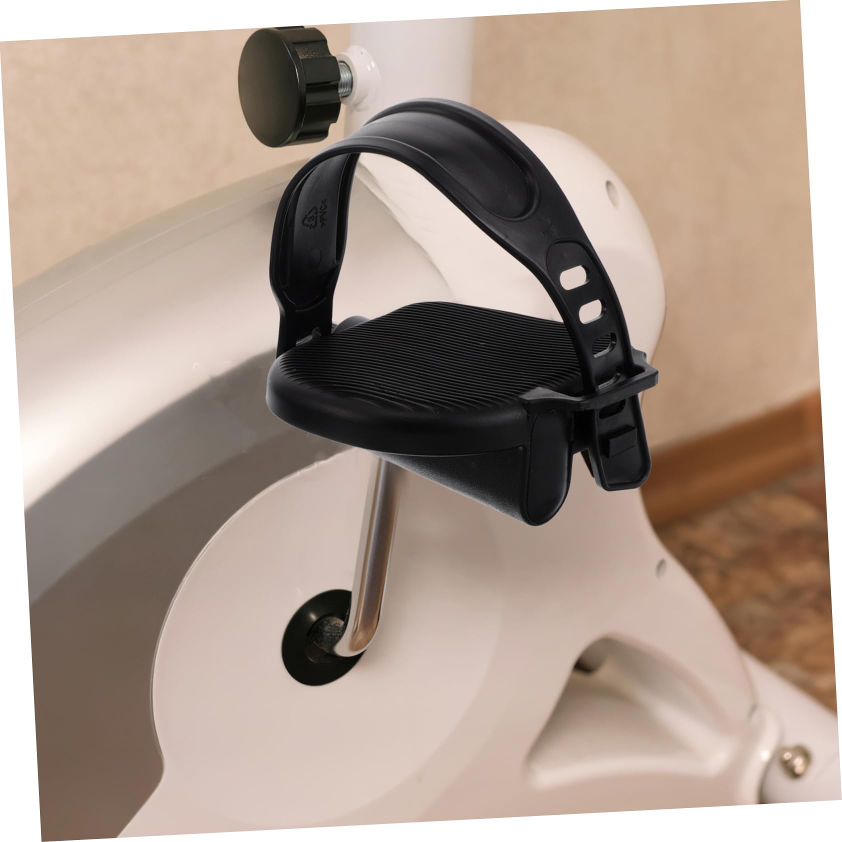 BESTonZON Pedale Heimtrainer mit Verstellbaren Riemen aus Pp Material Robustes Fußpedal für Zuhause und Senioren Einfach zu Montieren als Praktisches Bike Zubehör