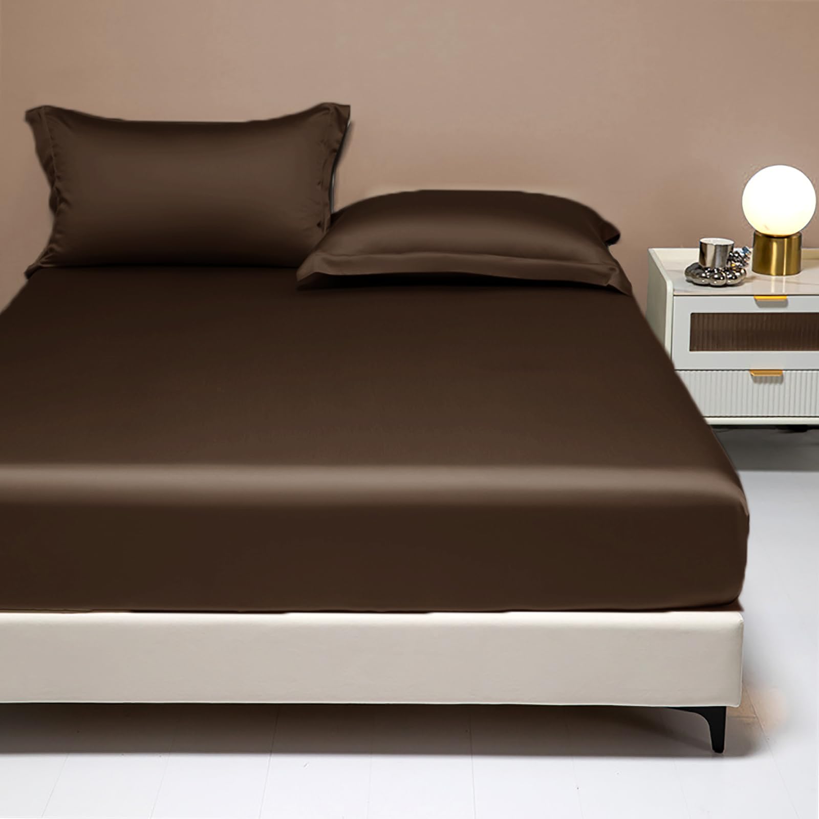 Wotcsil Satin Fitted Sheet Super King Dark Brown Silky Deep Pocket (30cm) Satin Silky Bed Sheets Only Bedsheet Soft and Breathable, Brown, 180 x 200cm