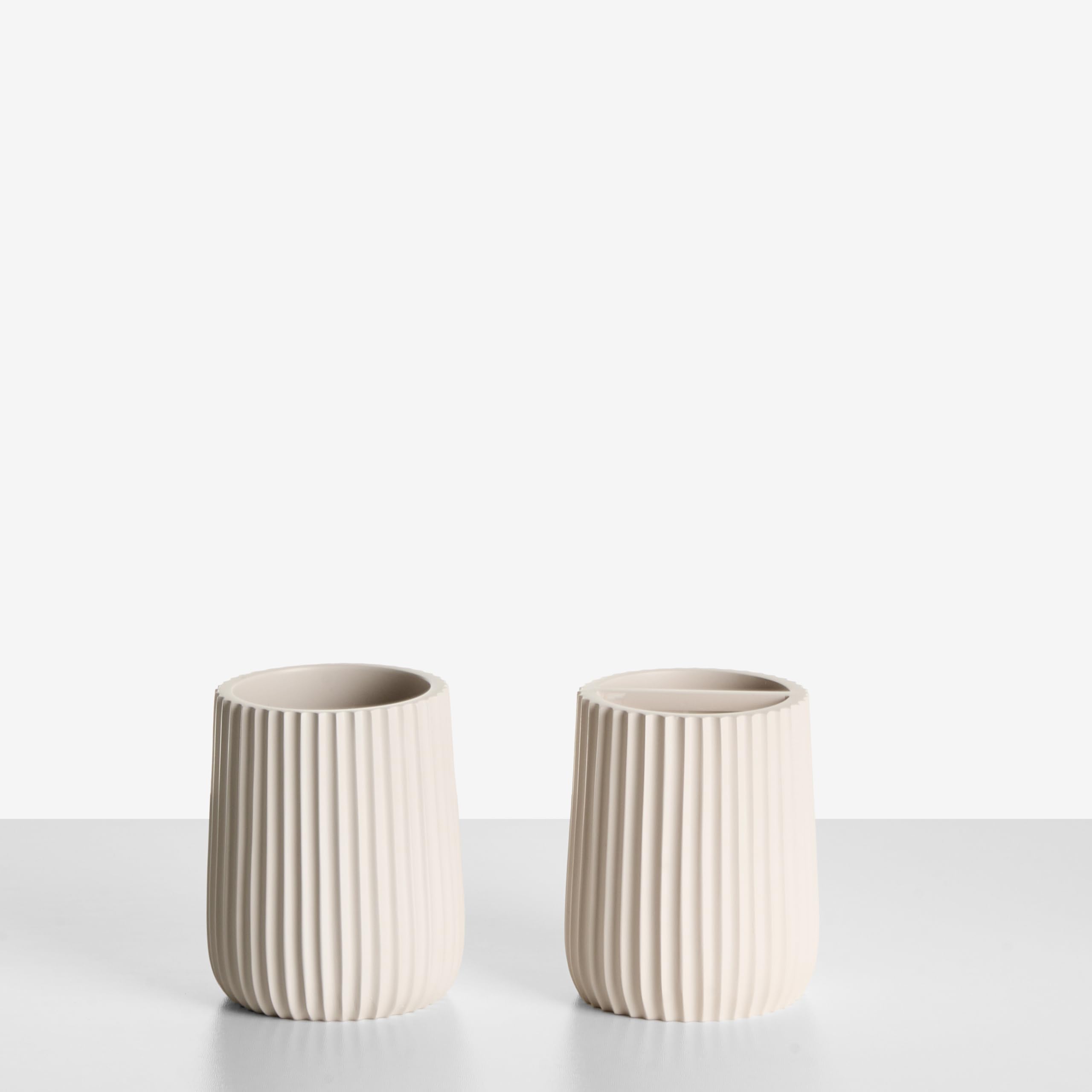 Conjunto de 5 Accesorios de baño jabonera dispensador de jabón escobilla de Inodoro Vaso Soporte para cepillos de Dientes Beige Pozuzo