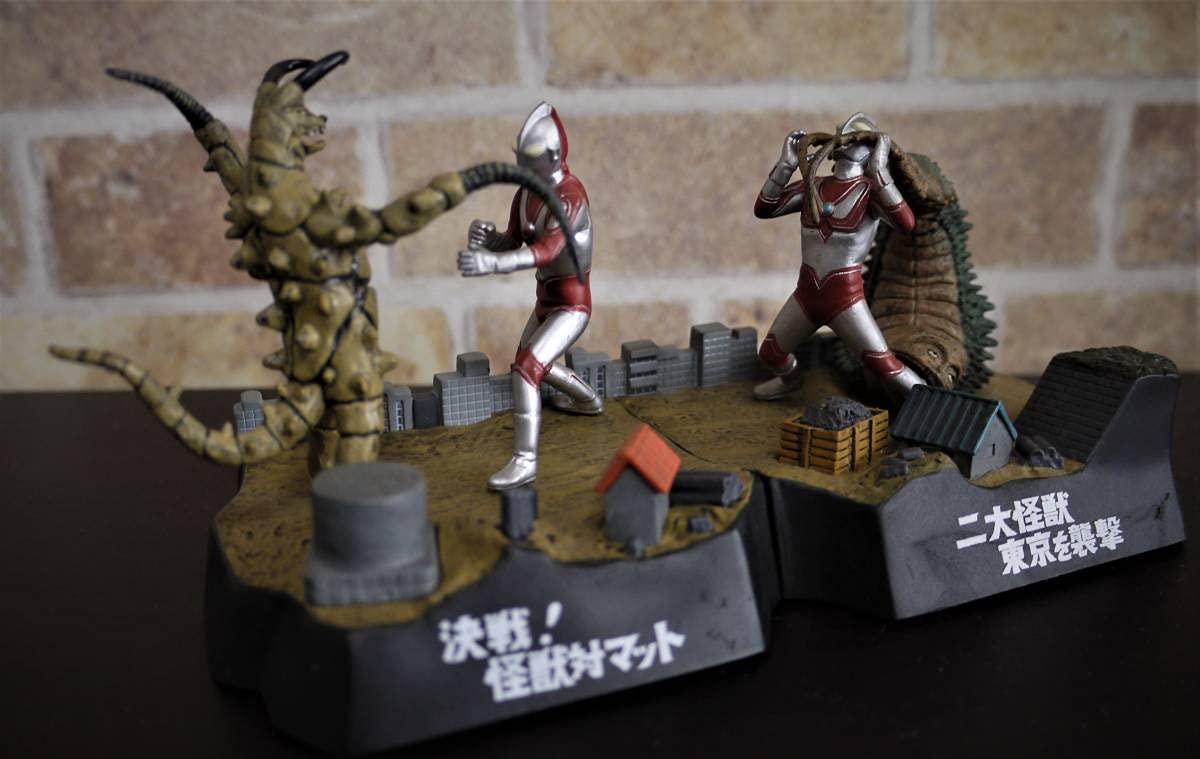 【値下】ウルトラ怪獣戯画　 決戦！怪獣対マット 二大怪獣東京を襲撃 夕日ver ウルトラ怪獣戯画☆決戦！怪獣対マット 二大怪獣東京を襲撃 夕日
