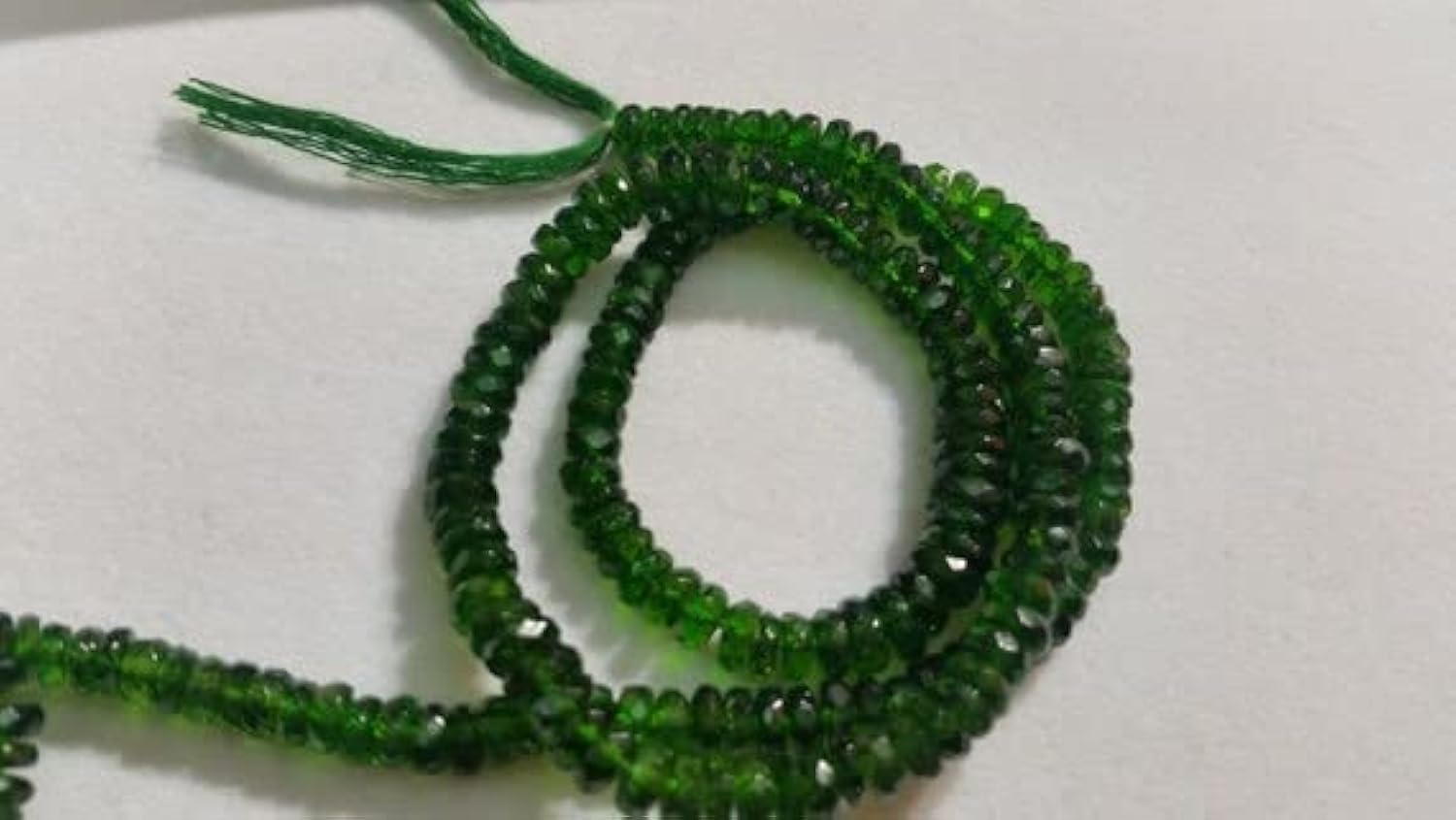 Diopside chromé facetté 5mm, perles haut de gamme de 38cm pour création joaillerie