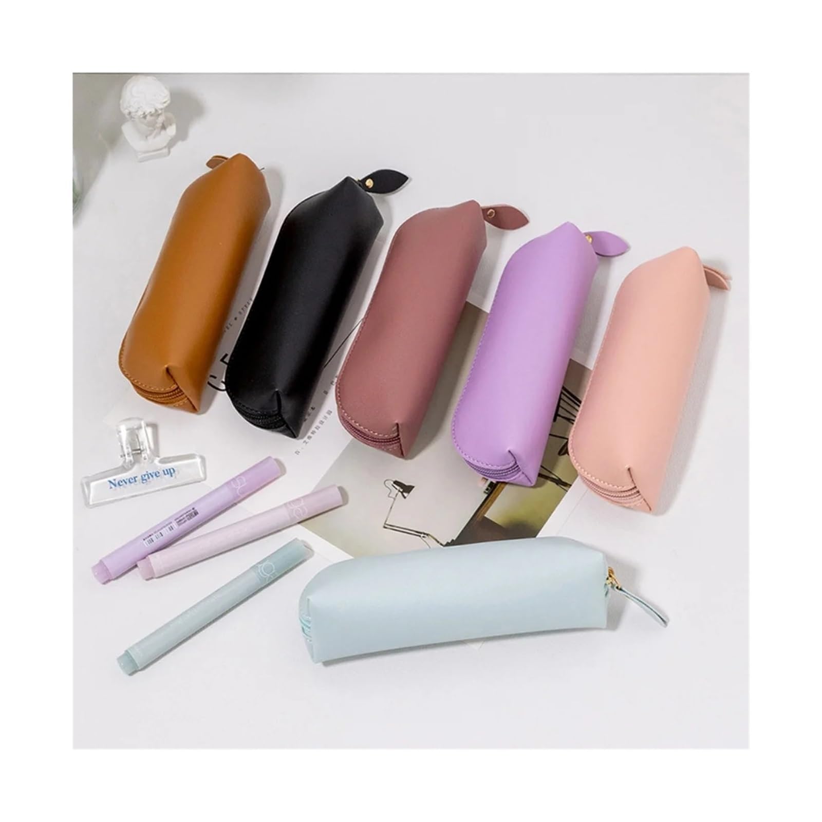 1 portapenne in pelle PU for l'ufficio scolastico | Impermeabile, tinta unita, grande capacità, cuciture pulite, leggero, portatile(Purple)