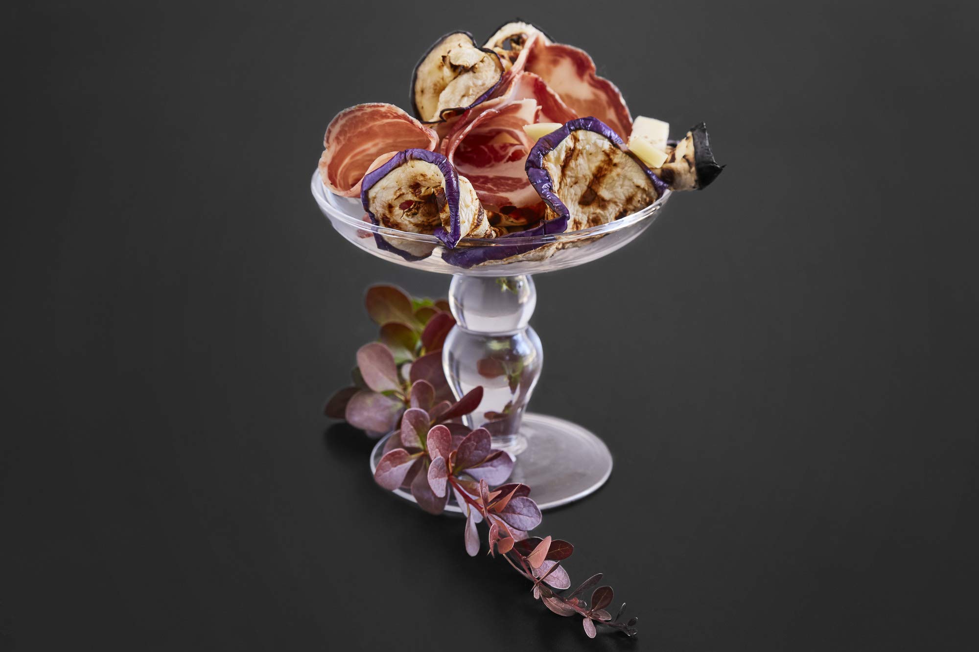 Coppa di Parma I.G.P. Salumi Pasini® | Entera 1,6 Kg | Embutido artesanal italiano curado | Ideal para el aperitivo | Sin gluten, sin lactosa y sin transgénicos