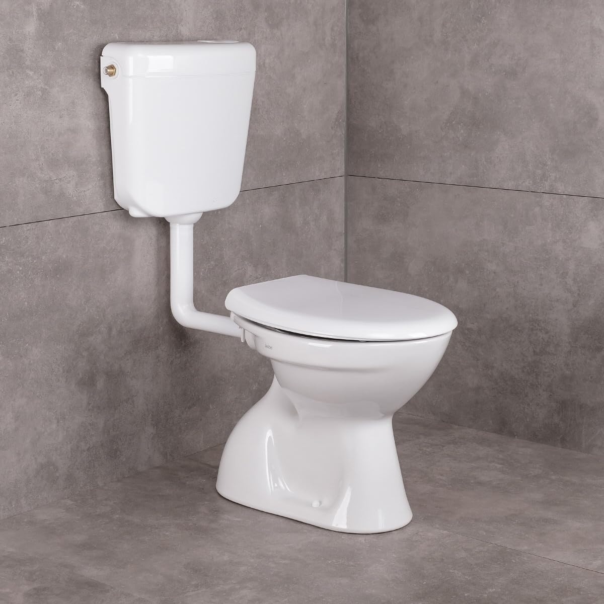 Belvit Inodoro con cisterna completa, color blanco | Fregadero profundo, salida vertical, tapa de cierre suave, cerámica