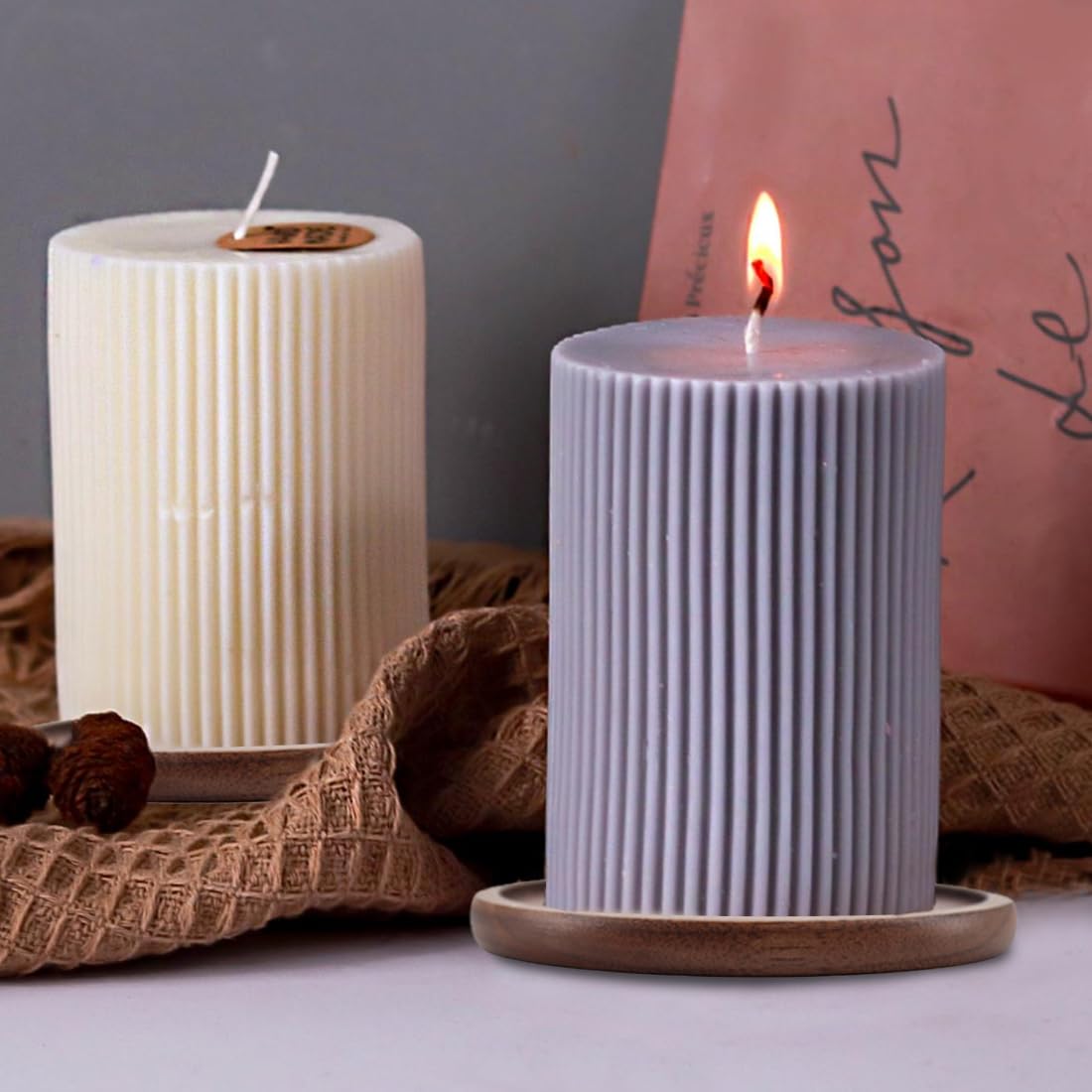 Juego de 2 Portavelas de Madera de Acacia - Redondos Soportes de Madera para Velas, Velas de Pilar, Velas de Bautizo, Portavelas (hasta 7 cm de diámetro) (6cm, 7cm)