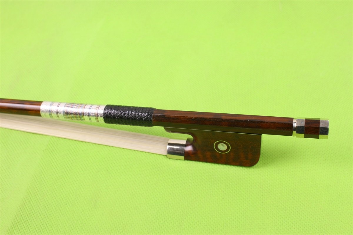 Yinfente Arco de violonchelo 4/4 de madera de serpiente, ojo de París, tamaño completo, bien equilibrado, piezas de violonchelo (plateado)