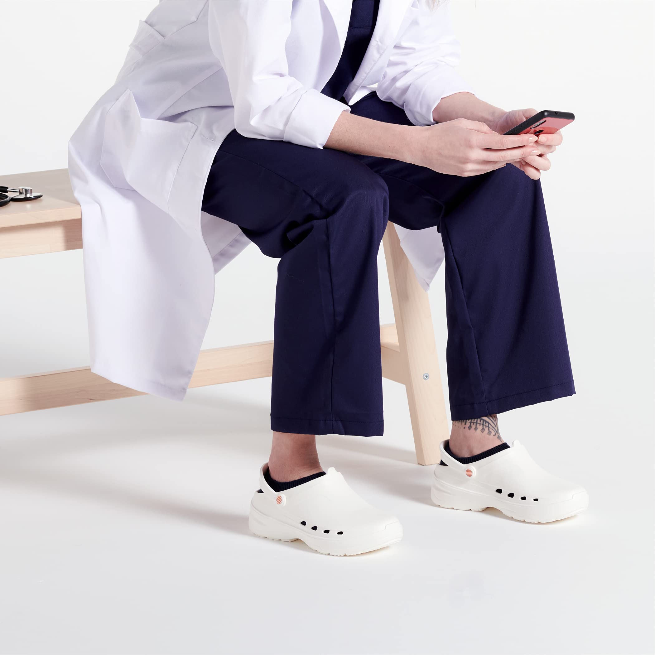 WOCK WAYLITE, Zoccoli Sanitari Donna Uomo, Scarpe Lavoro Sanitarie Leggere Traspiranti Antiscivolo SRC Antistatici, Zoccoli Infermiere Com Cinturino