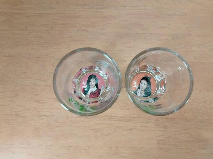 新品未使用　IU　チャミスル　ショットグラス(ペア) 新品未使用 IU チャミスル ショットグラス(ペア) Amazon | IU